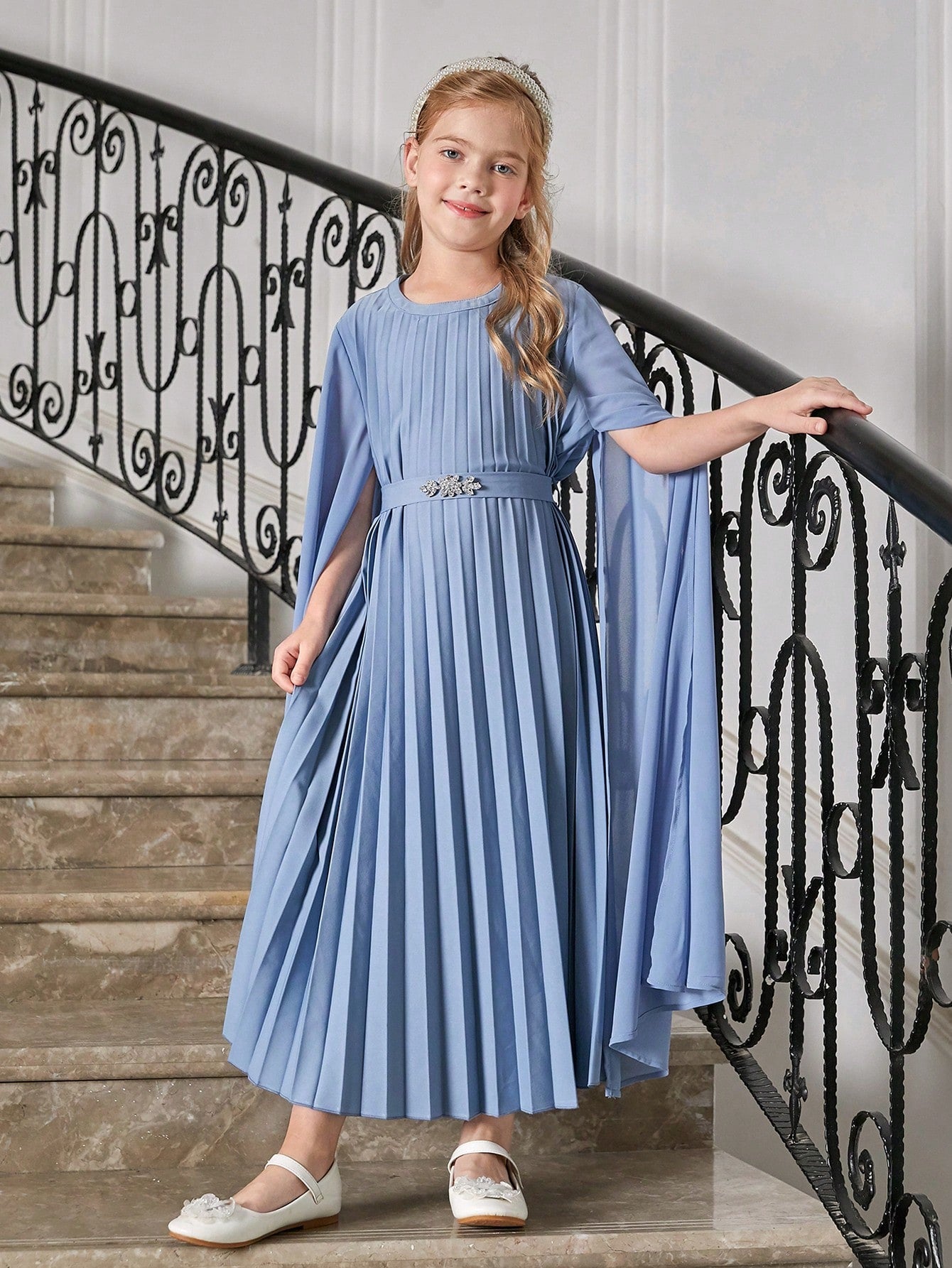 Tween Girl Extra Long Sleeve Belted Pleated Hem Dress