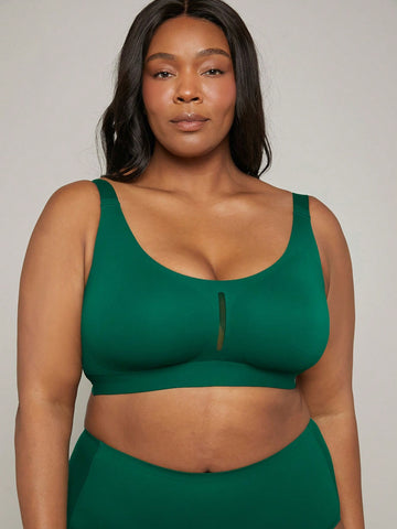 Plus Dream Curve 2ndSkin Wireless No-Show Seamless Bra