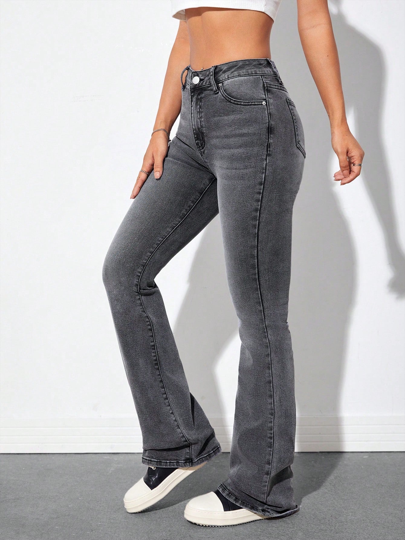 Slant Pocket Flare Leg Jeans