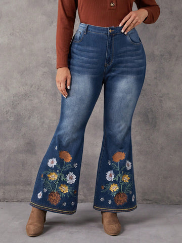 Plus Floral Embroidery Flare Leg Jeans