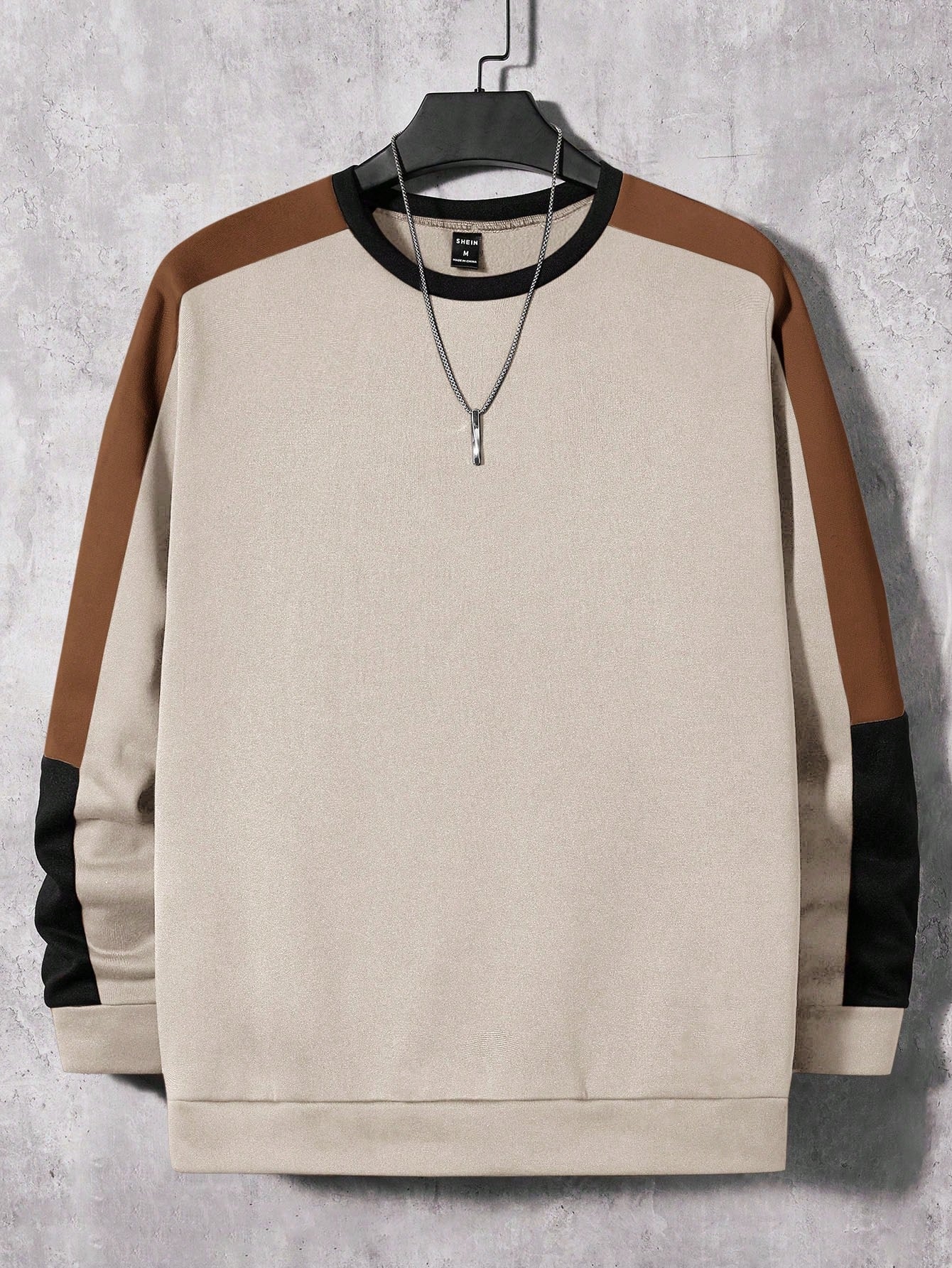 Men's Contrast Color Knitted Round Neck Sweatshirt