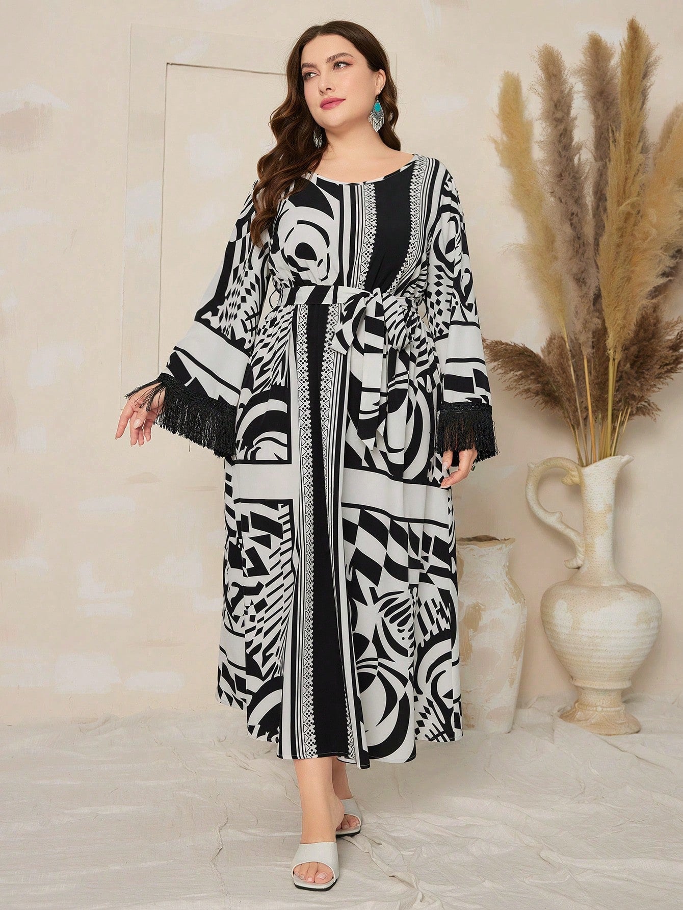 Plus Size Printed Fringed Decor Long Sleeve Dress