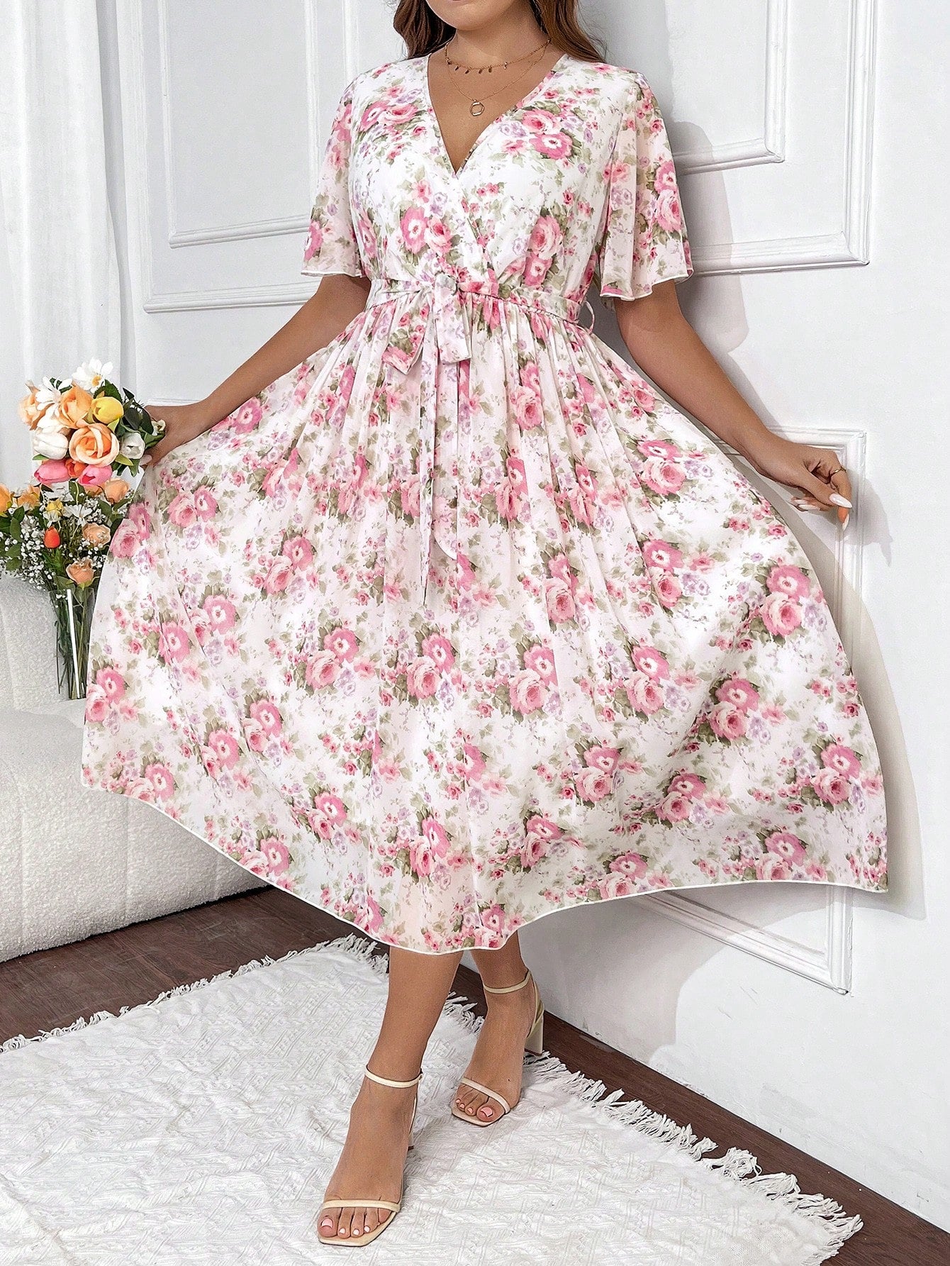 Plus Size Floral Print V-Neck Wrap Flare Sleeve Dress