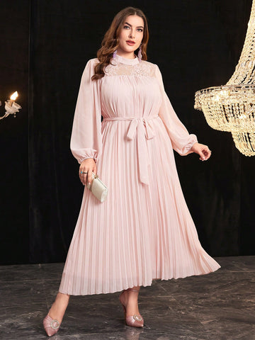 Plus Size Women's Patchwork Lace Lantern Sleeve Pleated Dress