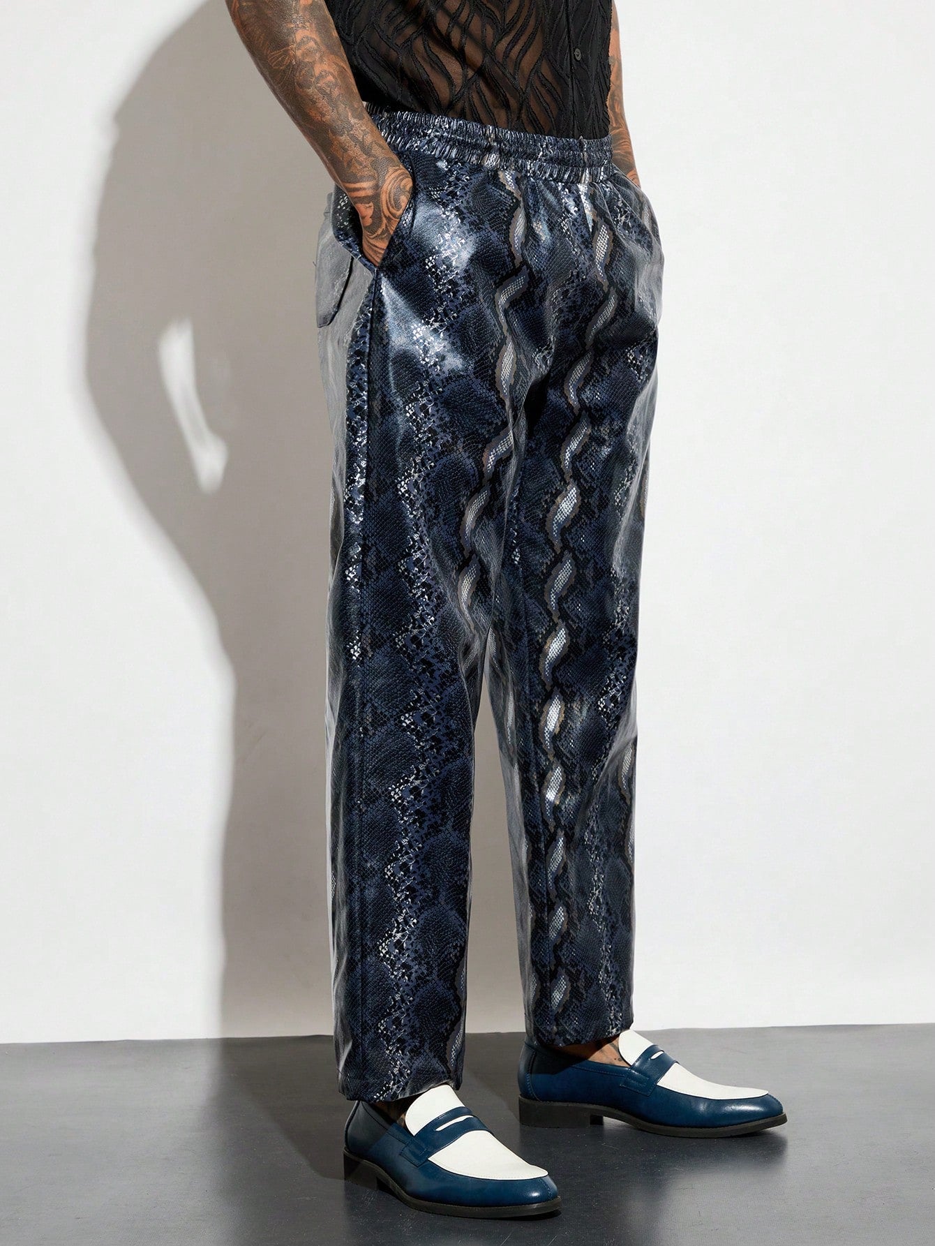 Men's Snakeskin Printed Woven Straight Leg Casual Modern Fashion Pants