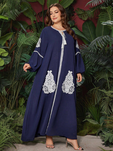 Plus Size Women's Embroidered Tassel Detail Arabic Style Dress With Sash