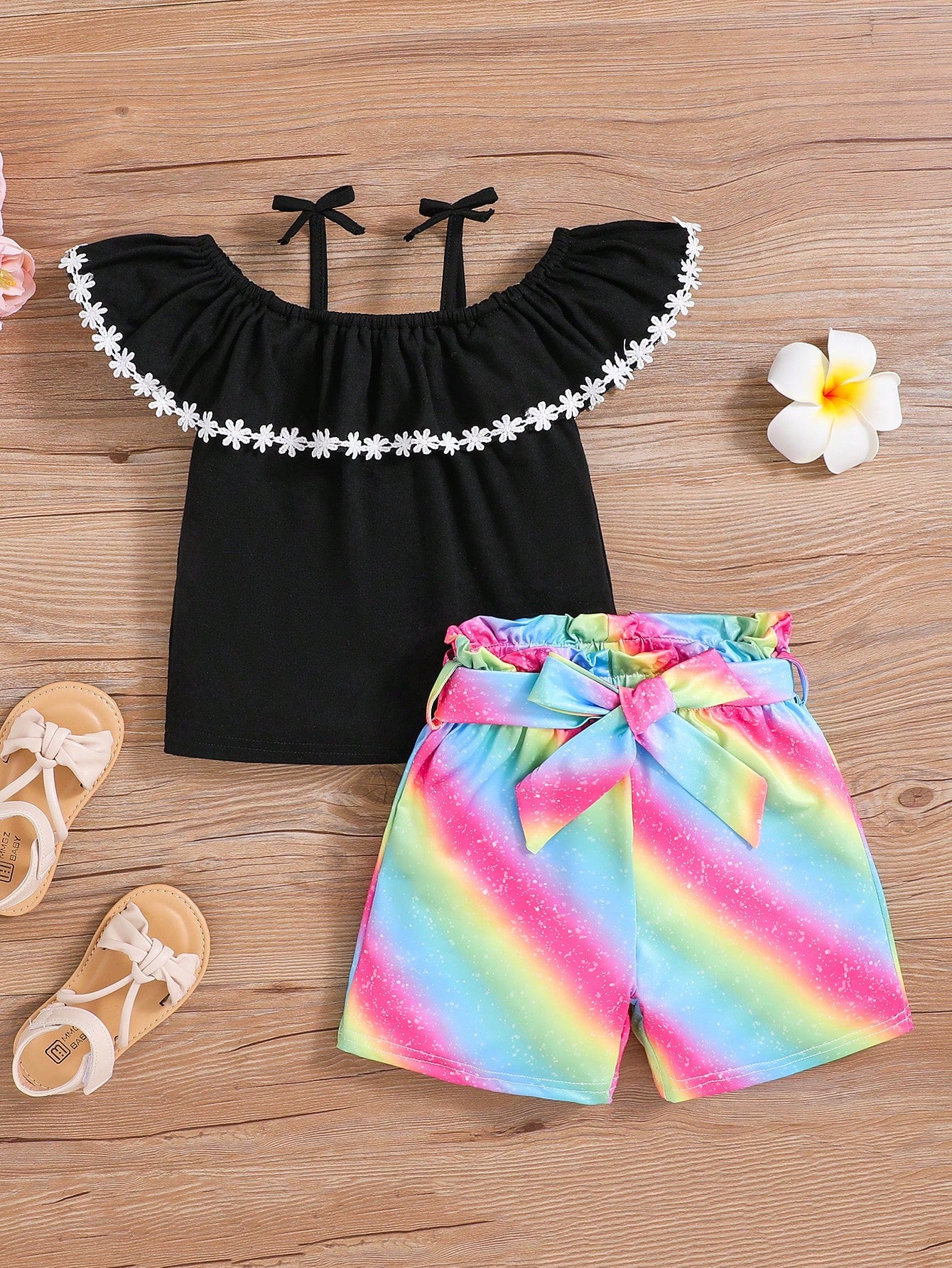 Fashionable Baby Girl's Color Block Lace Trimmed Tank Top And Printed Shorts Set, Spring/Summer