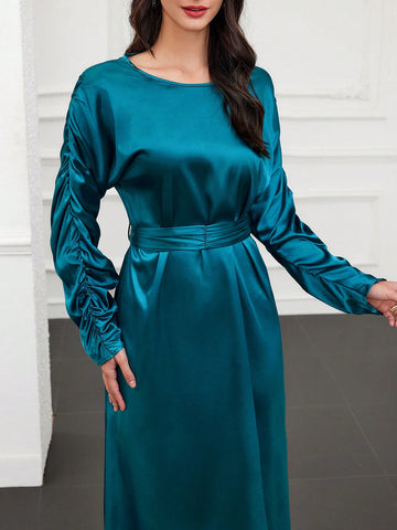 Ladies' Solid Color Round Neckline Pleated Long Sleeve Fashionable Dress