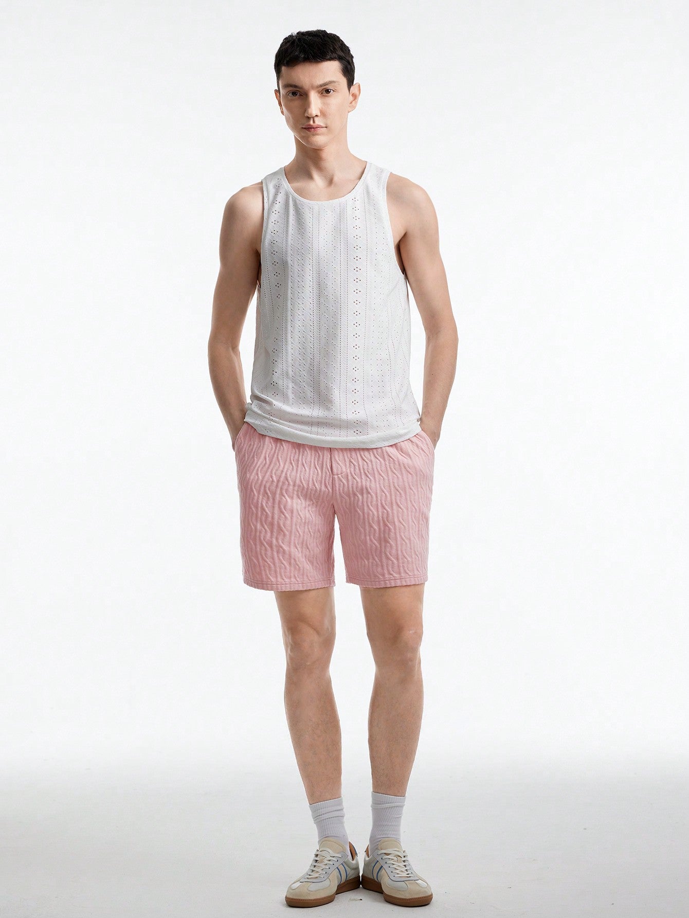 Men's Solid Color Textured Casual Shorts