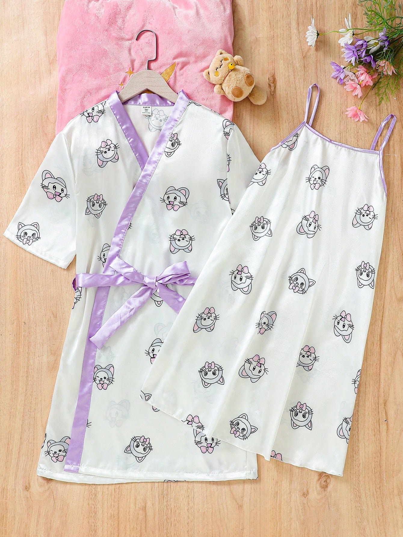 Teen Girl's Simple Fashion Cartoon Printed Cami Nightdress With Short Sleeve Robe Set For Home Wear