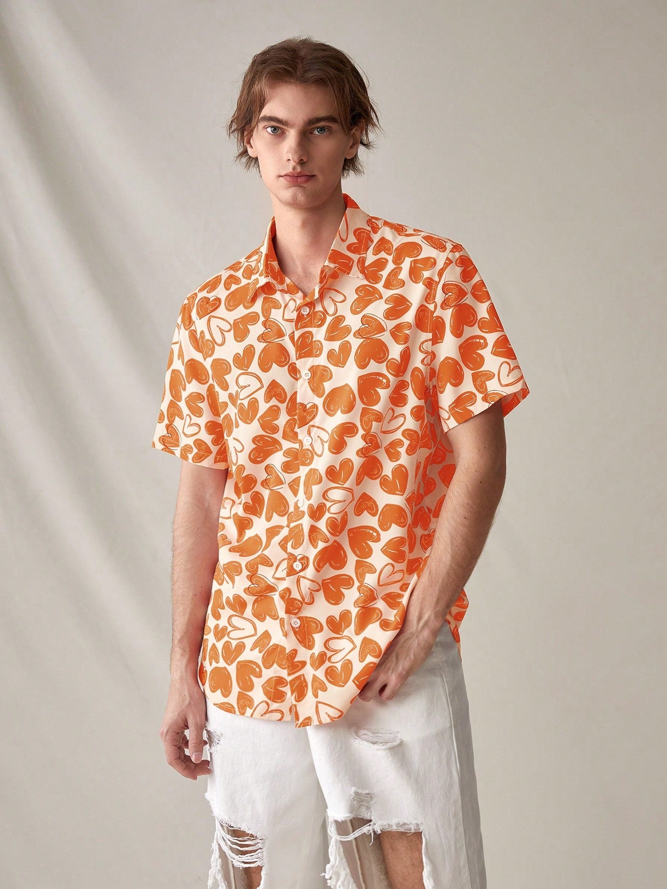 Men's Short Sleeve Printed Woven Casual Shirt With Heart Design