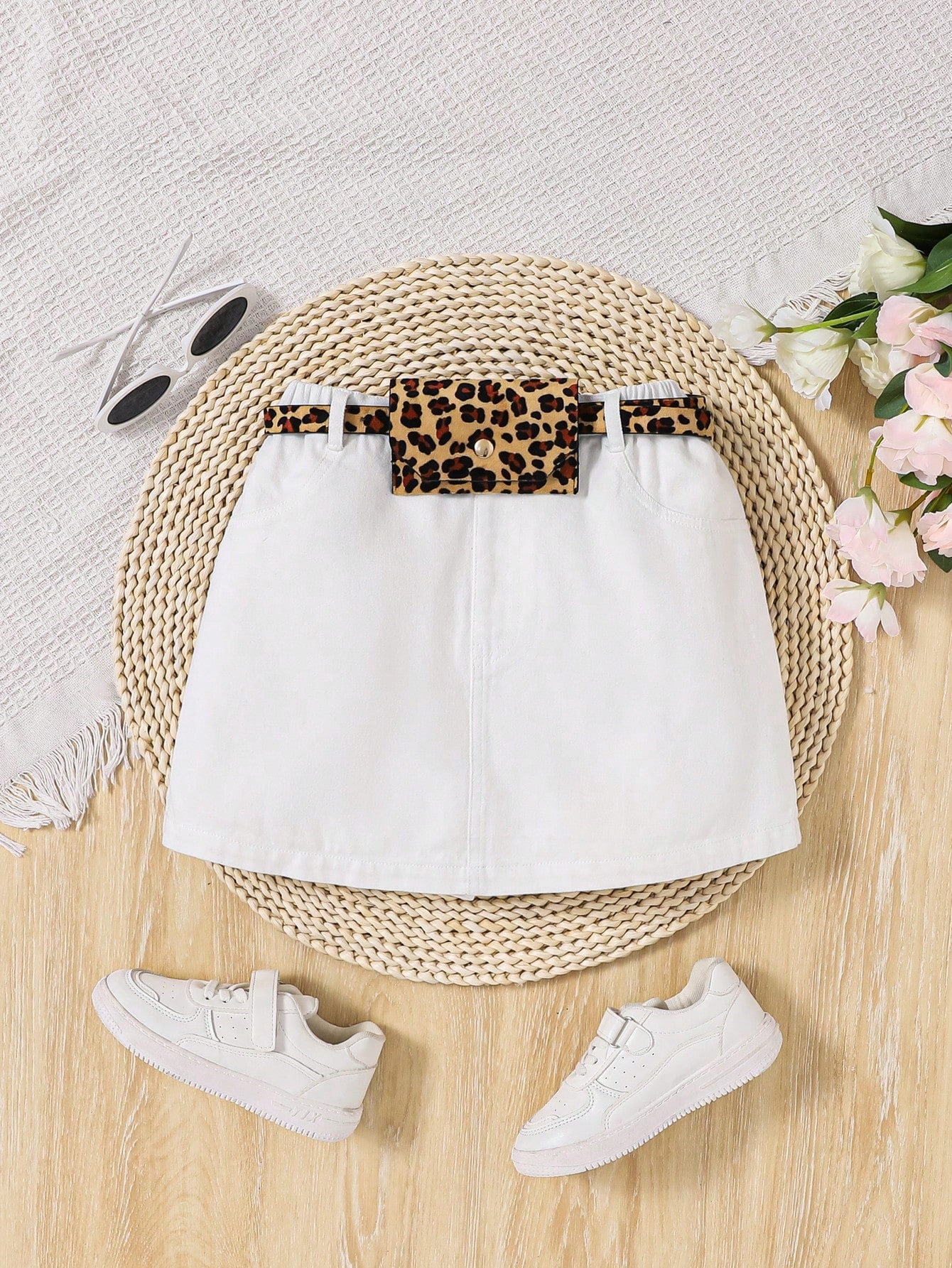 Tween Girl White Denim Skirted Overalls With Leopard Print Waist Bag For Casual Wear