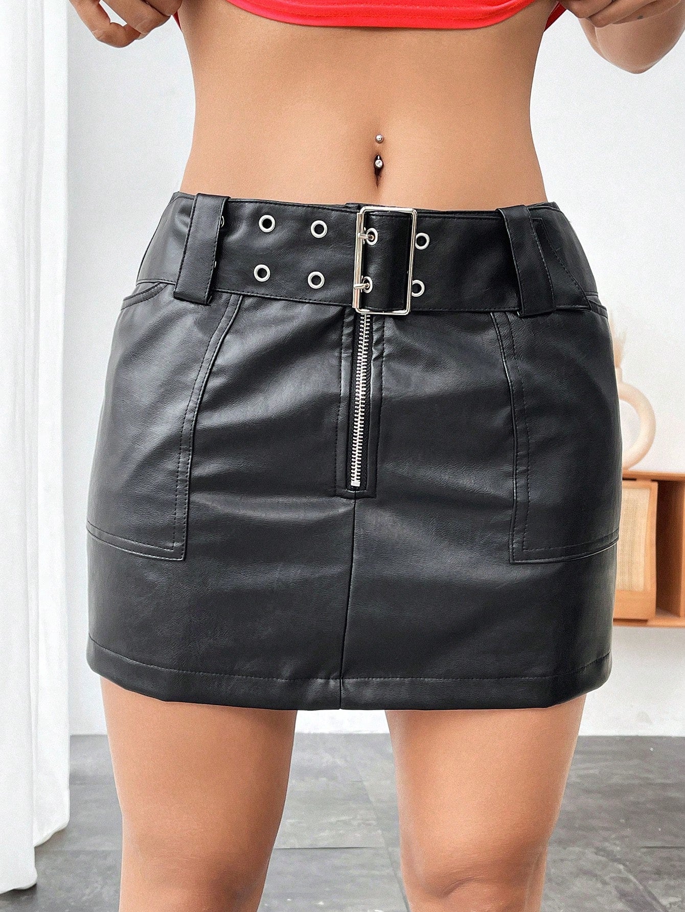 Women's Front Zipper & Eyelet Detailed PU Skirt