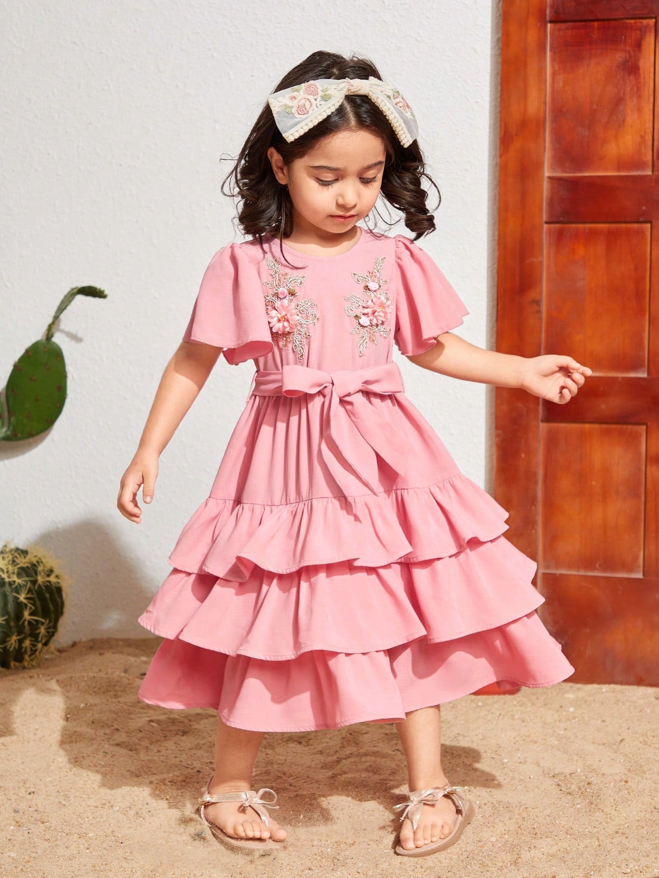 Young Girl Woven Solid Color Round Neck Dress With Applique Decoration And Ruffled Hem