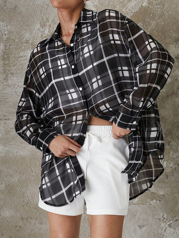 Summer Fashionable And Personalized Street Light And Breathable Black And White Oversize Plaid Sun Protection Shirt