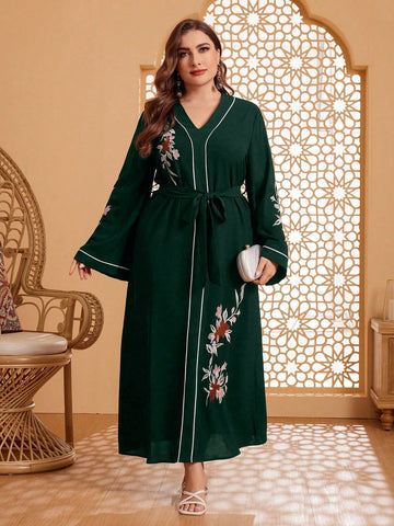 Plus Size Floral Embroidered V-Neck Casual Dress