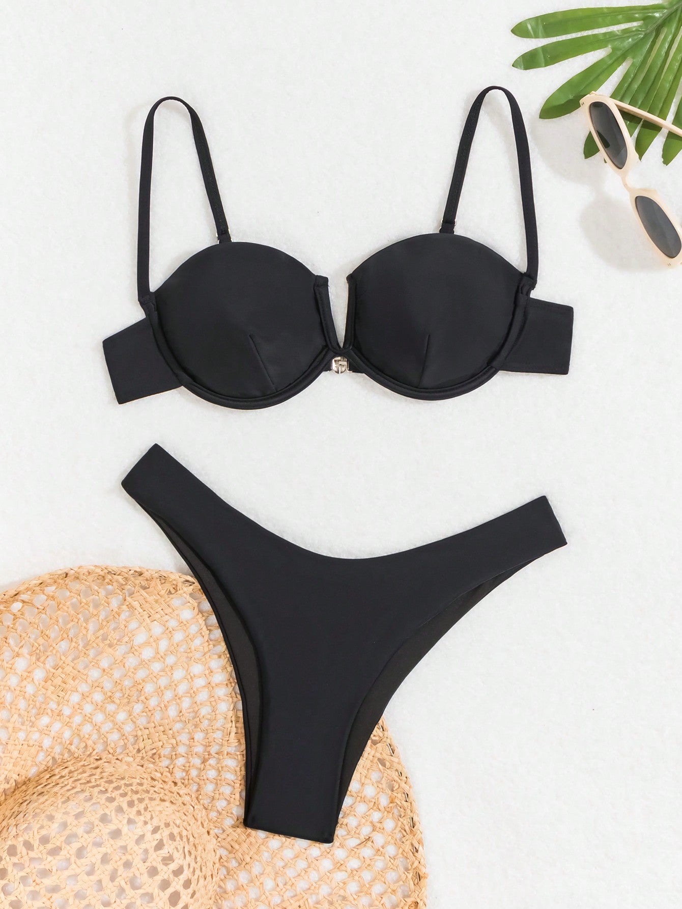 Underwire High Cut Bikini Set For Summer Beach