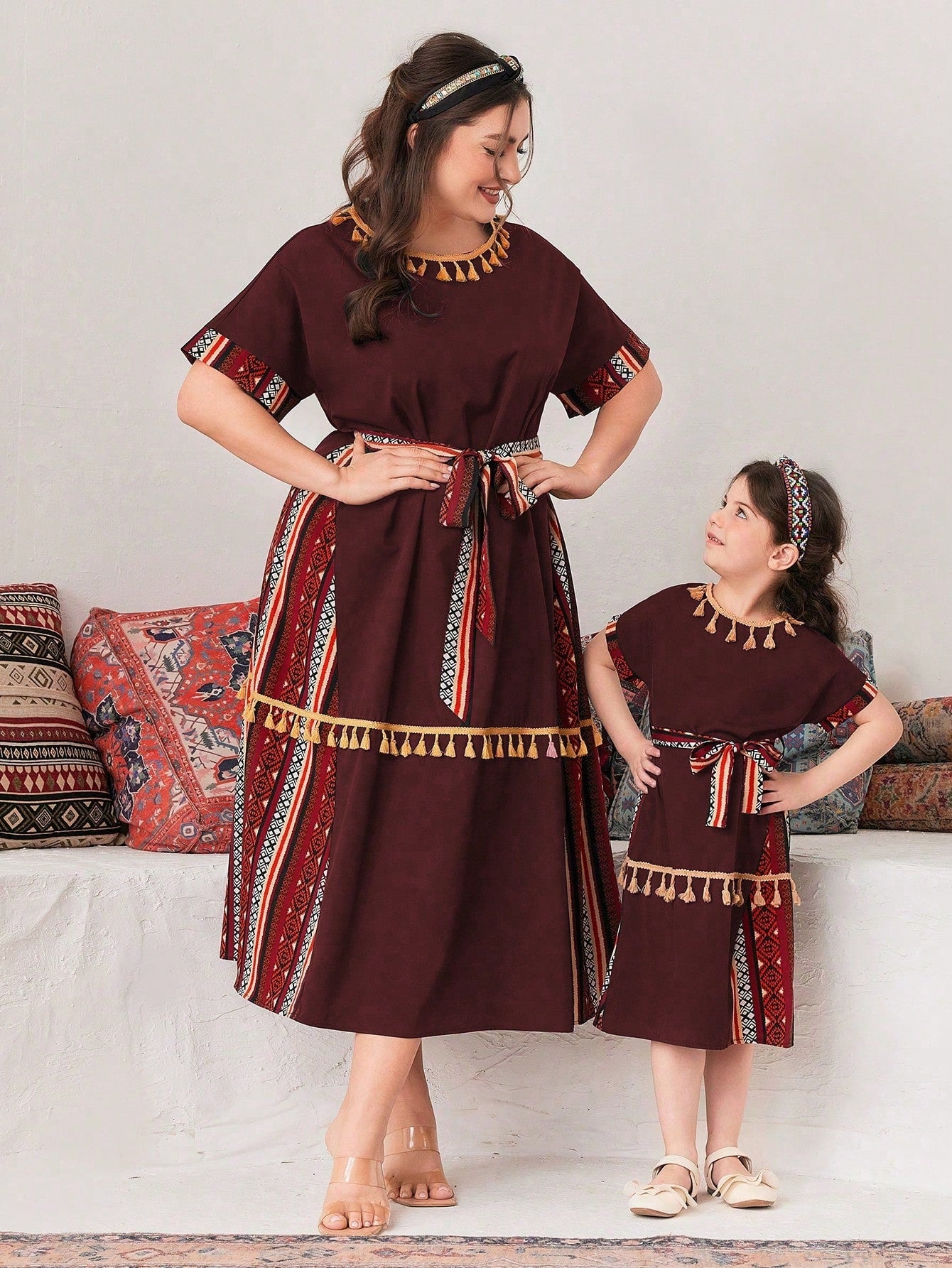 Arabic Style Plus Size Belted Abaya Dress With Random Print, Round Neckline, Ruffle Hem