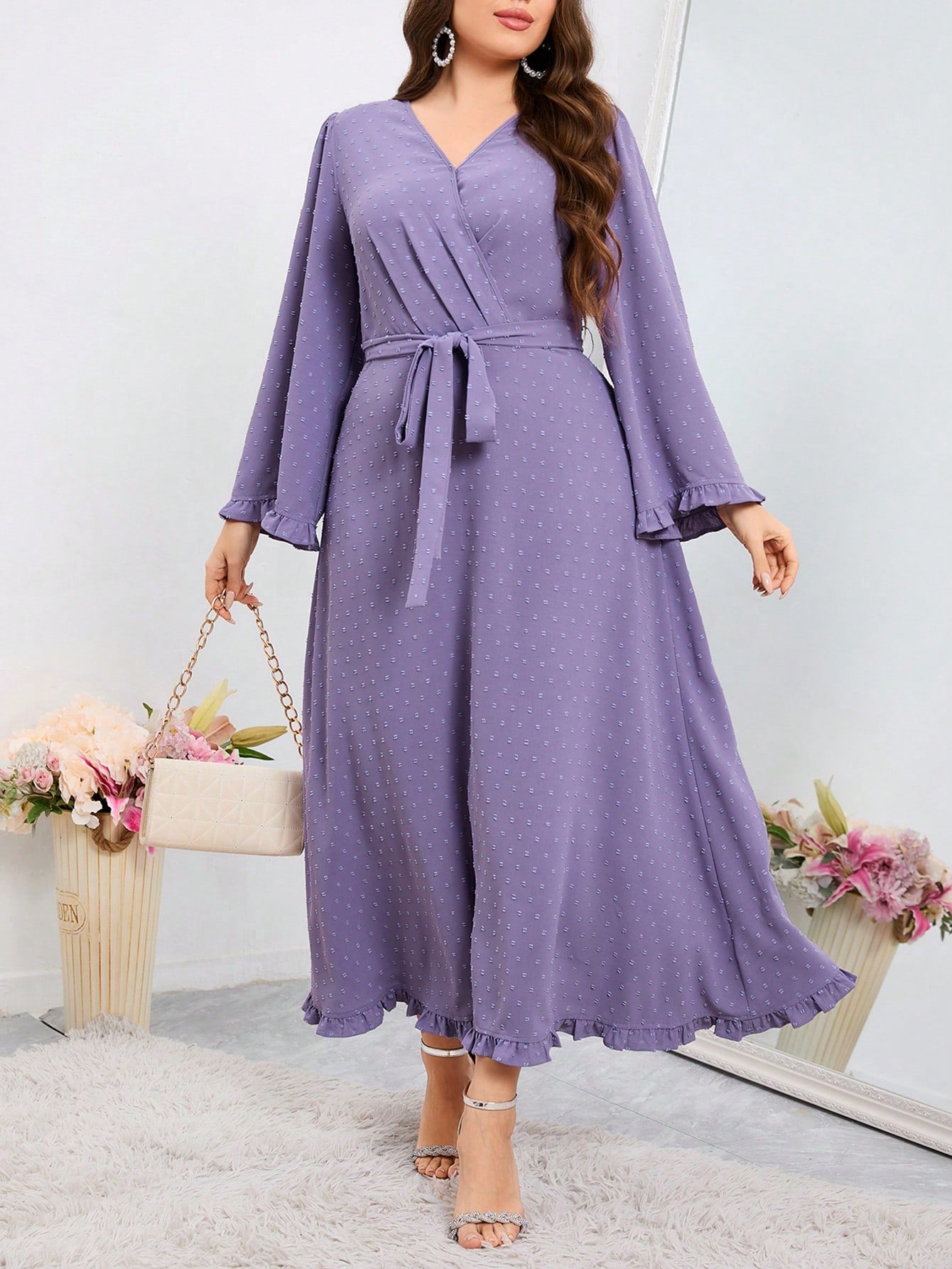 Plus Size Women's Arabic Style V-Neck Flare Sleeve Clothing