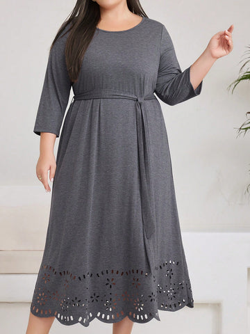 Plus Size Solid Color Hollow Out Round Neck Casual Dress