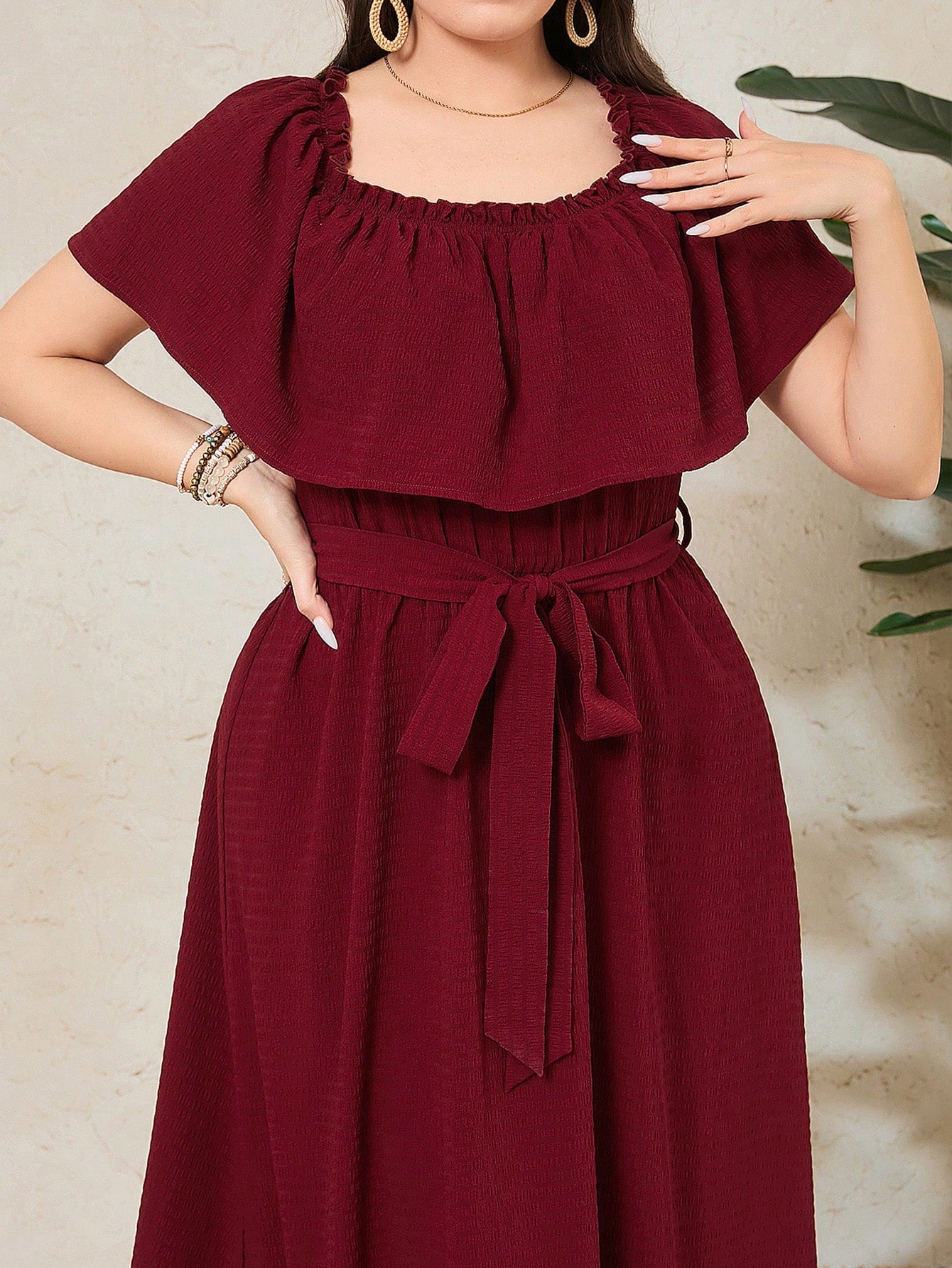 Plus Size Women's Short Sleeve Dress With Frill Hem