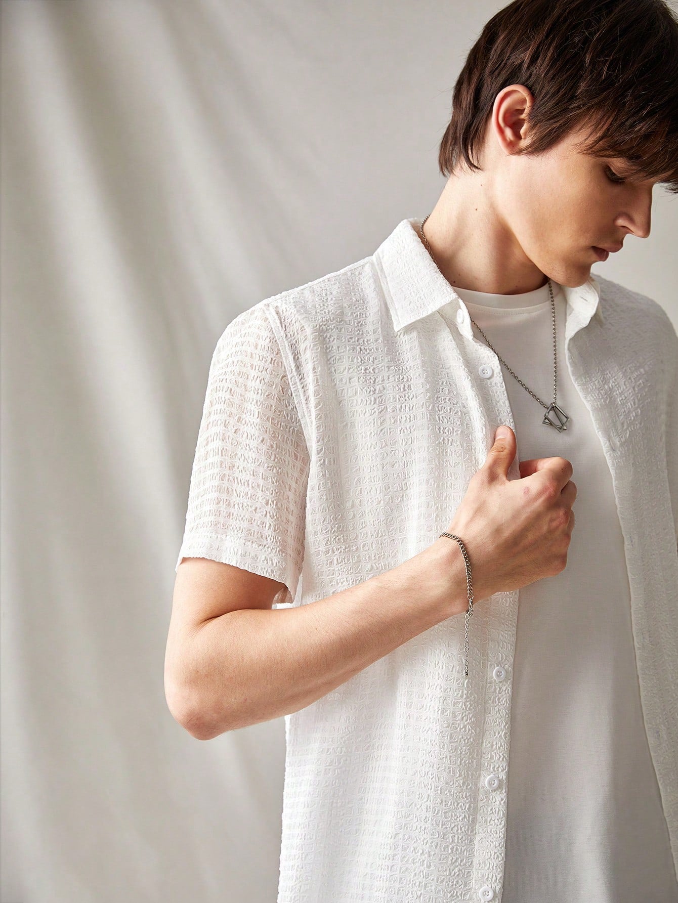 Men's Solid Color Button-Down Weave Short Sleeve Shirt