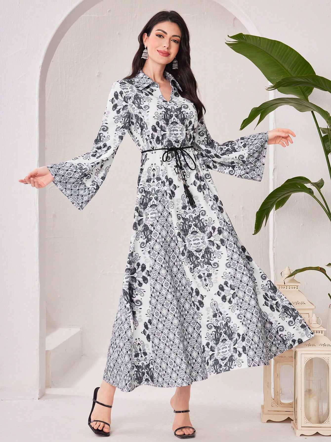 Full Printed Belted Flared Sleeves Arabic Dress