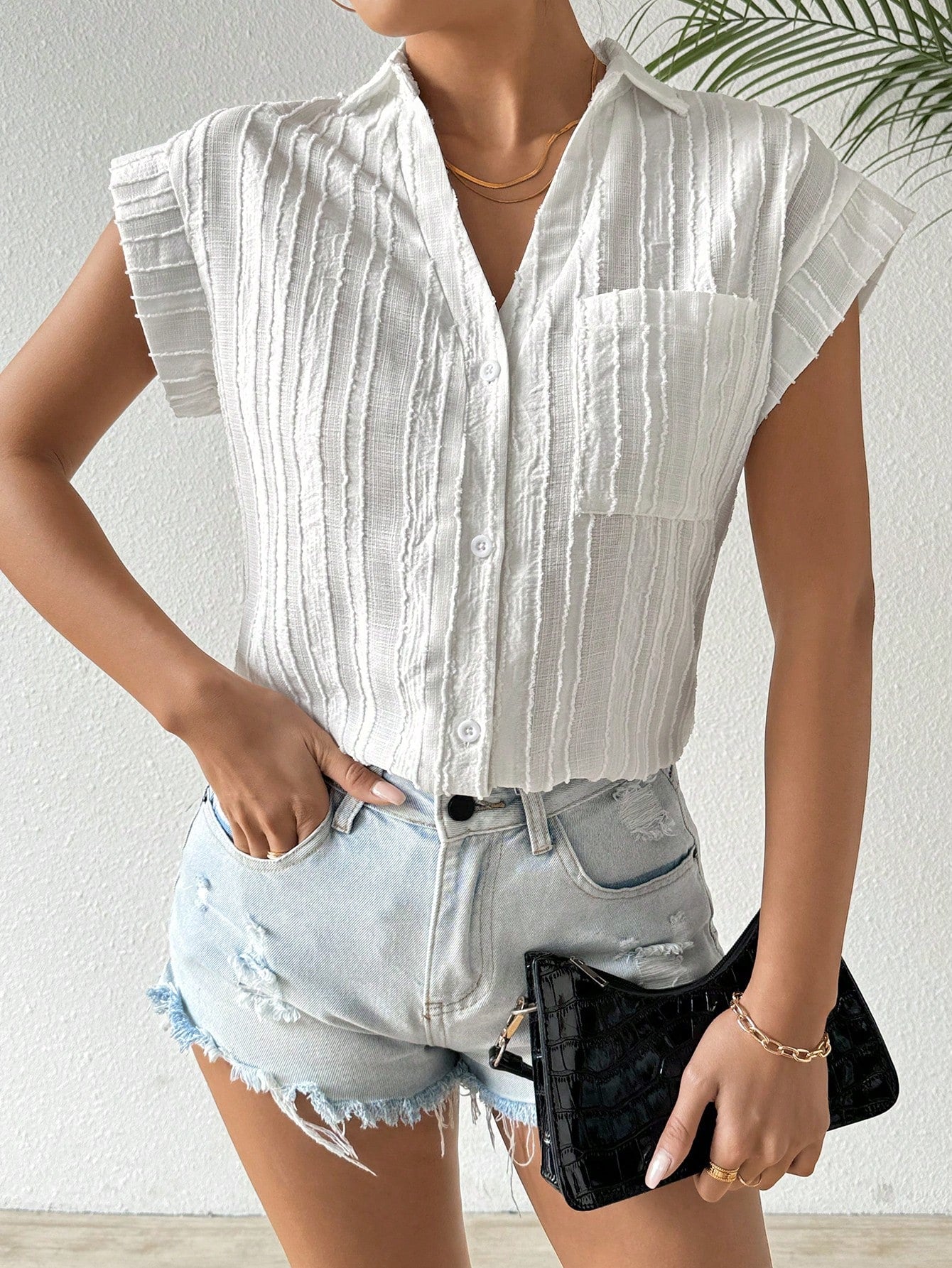 Women's Stylish Long-Sleeved Cutout Flower And Stripe Shirt