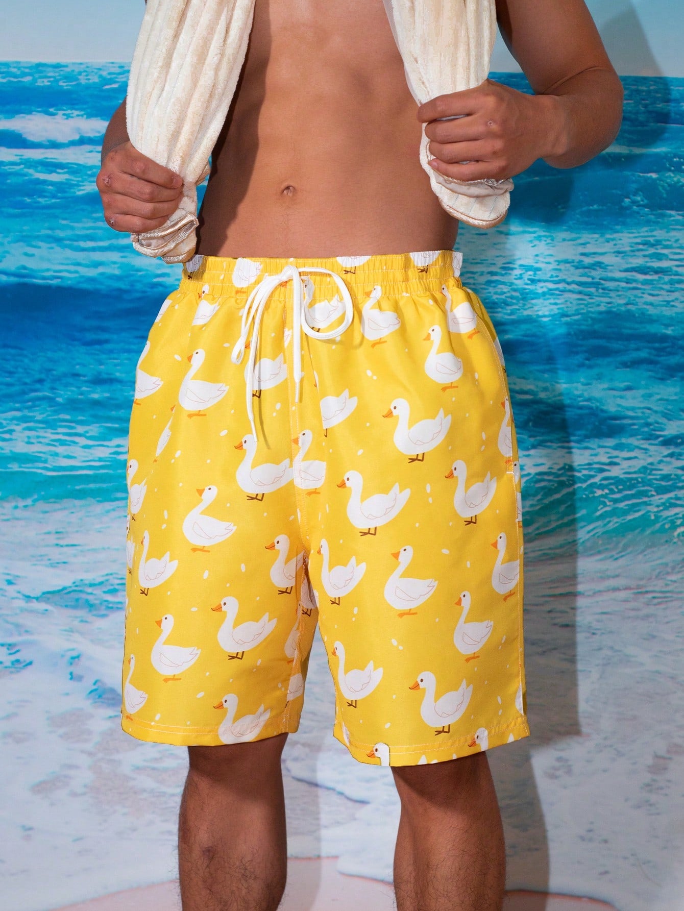 Men Drawstring Waist Duck Printed Summer Casual Beach Shorts