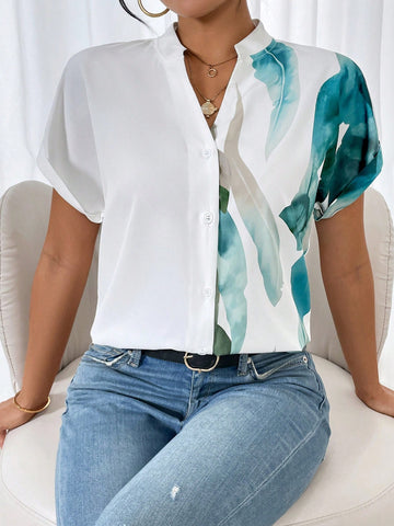 Women Fashionable Printed Splicing Short Sleeve Shirt (Random Cutting)