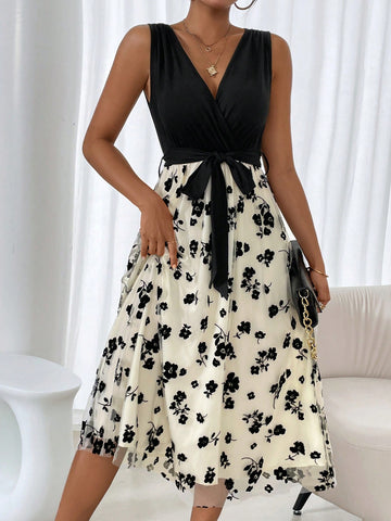 Ladies Splicing Flower Printed V-Neck Sleeveless Dress With Irregular Hem, Perfect For Summer Casual Wear