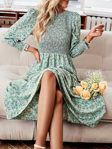 Ditsy Floral Print Puff Sleeve Dress