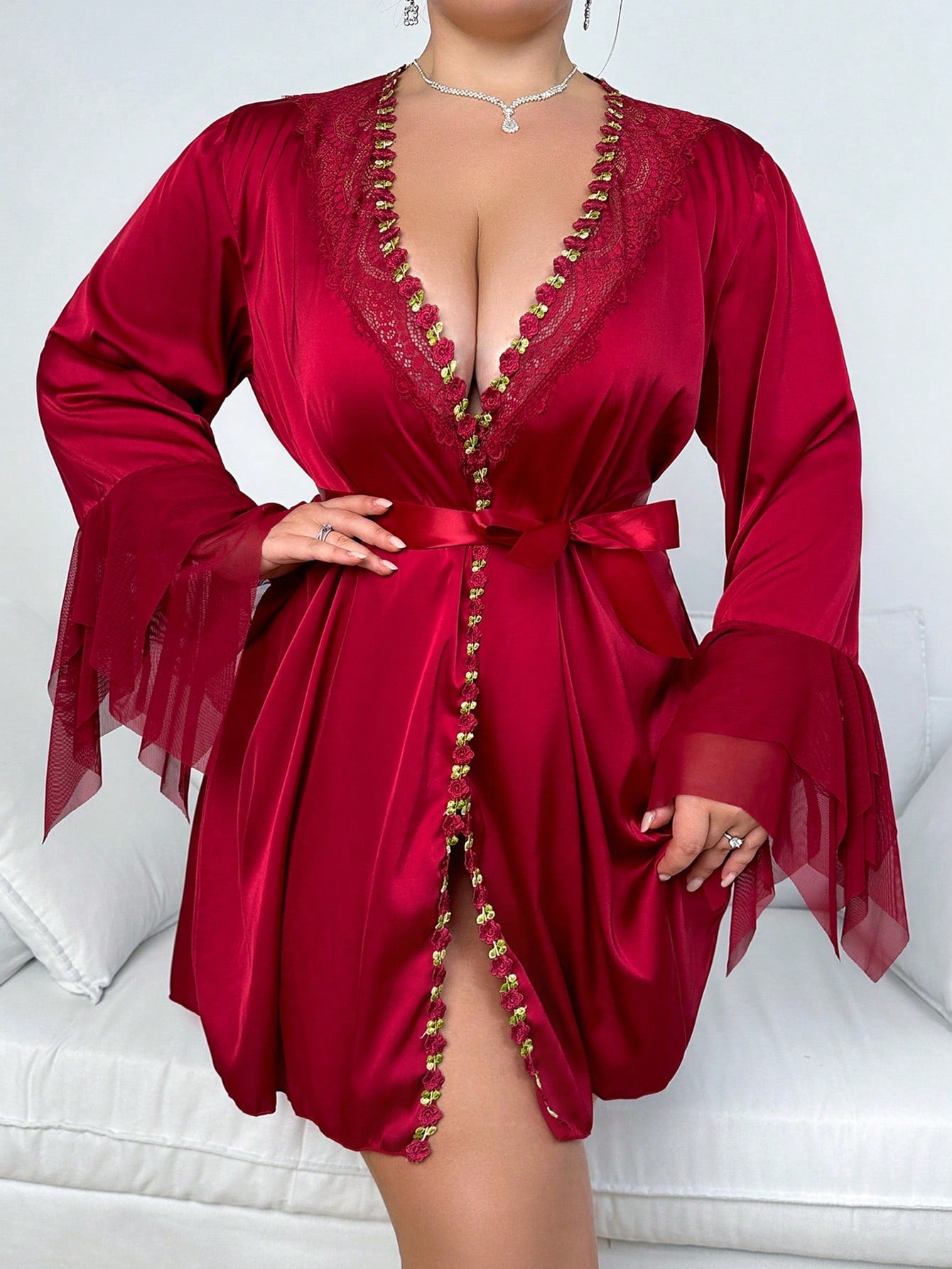 Irregular Mesh Patchwork Plus Size Nightgown With Lace Trim And Flare Sleeves On The Collar