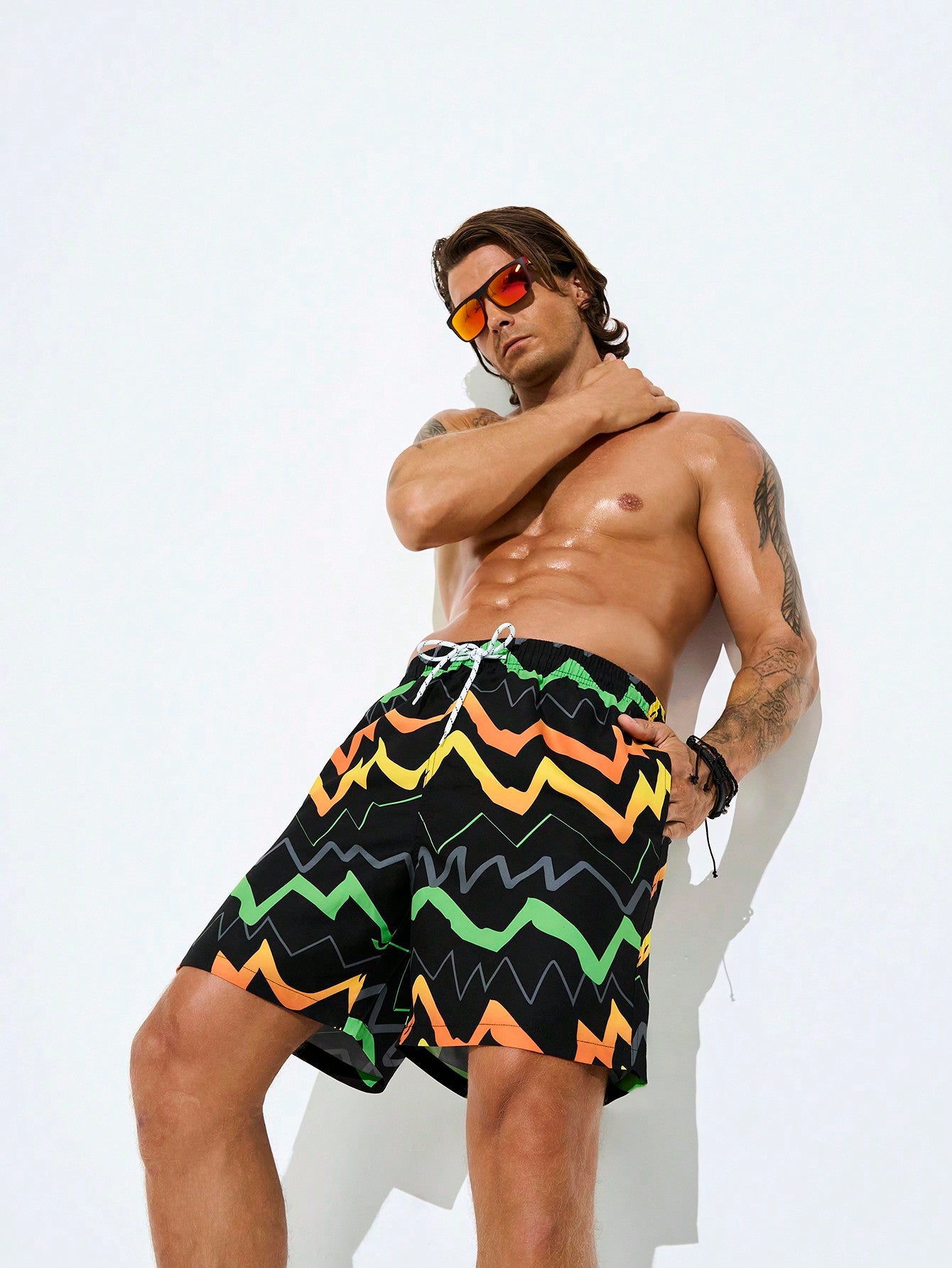 Men Simple Printed Drawstring Beach Shorts