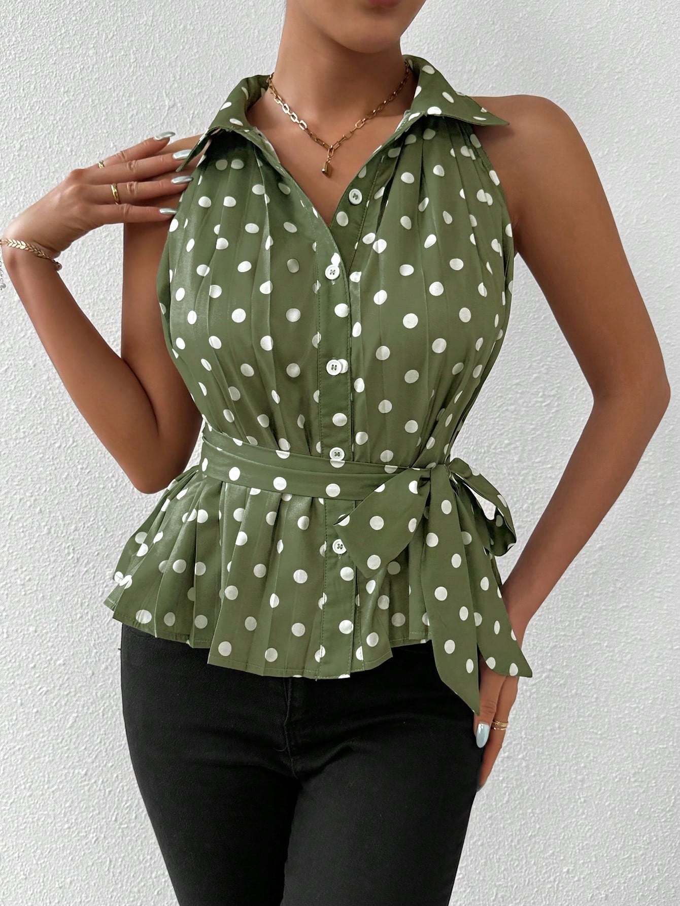 Women Summer Polka Dot Print Sleeveless Shirt With Elegant Turn-Down Collar, Button Placket And Pleats