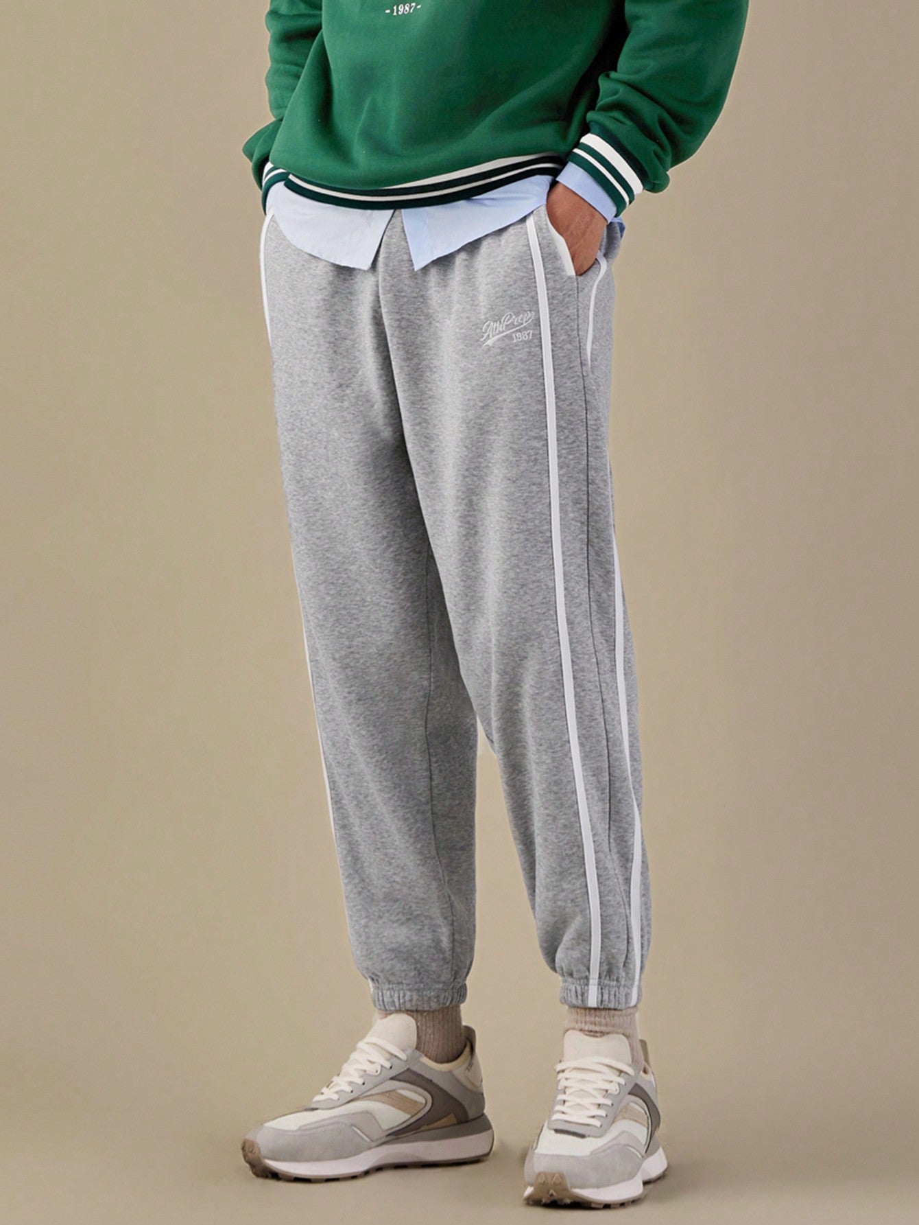 Men Letter Printed Casual Jogger Sweatpants With Pockets