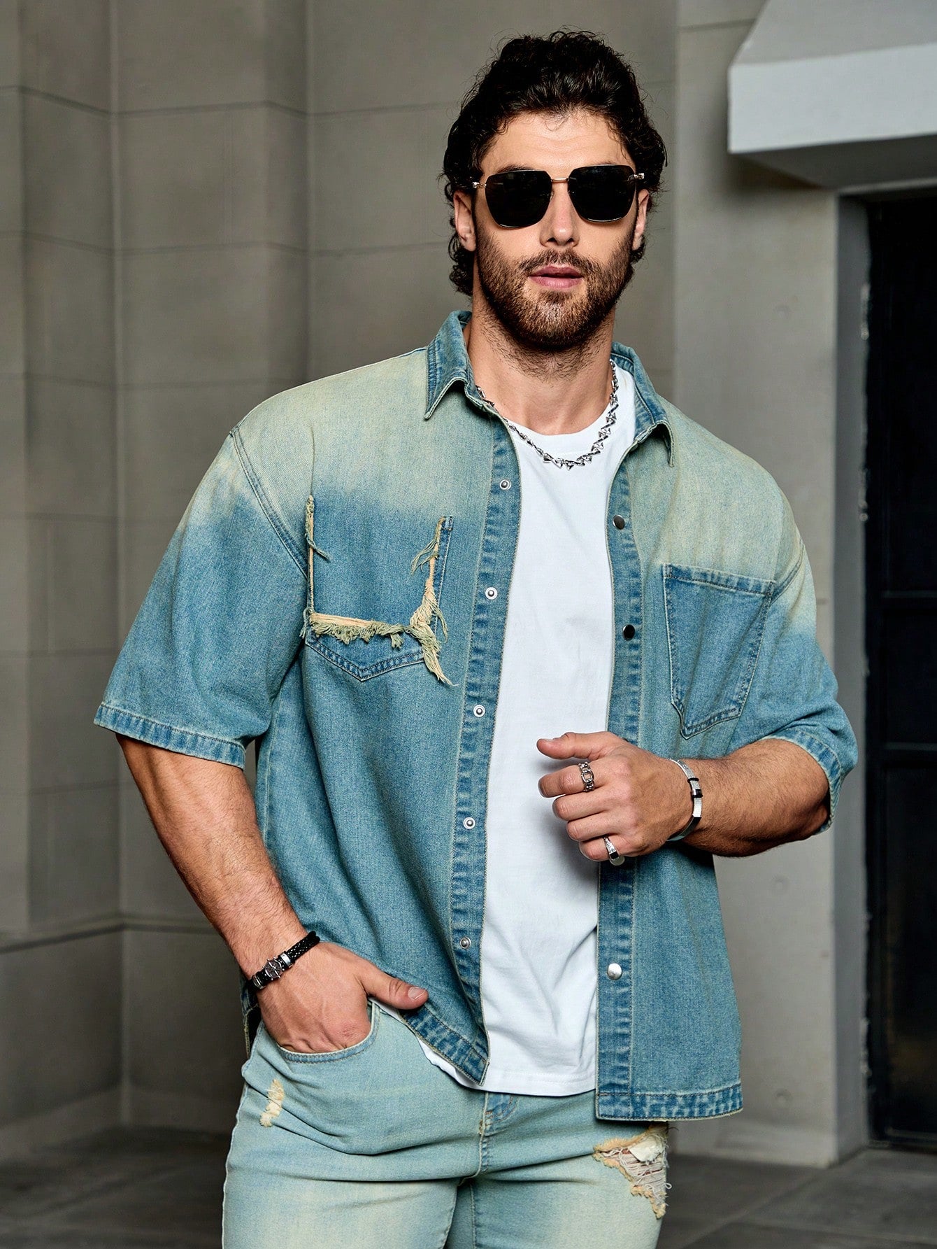 Men Loose Shoulder Light Blue Denim Five Short-Sleeve Shirt