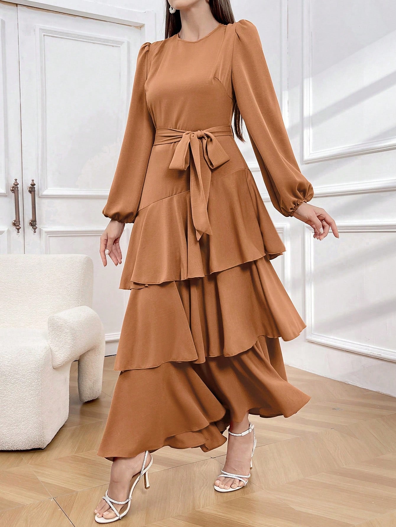 Women's Round Neck Lantern Sleeve Dress With Ruffled Hem