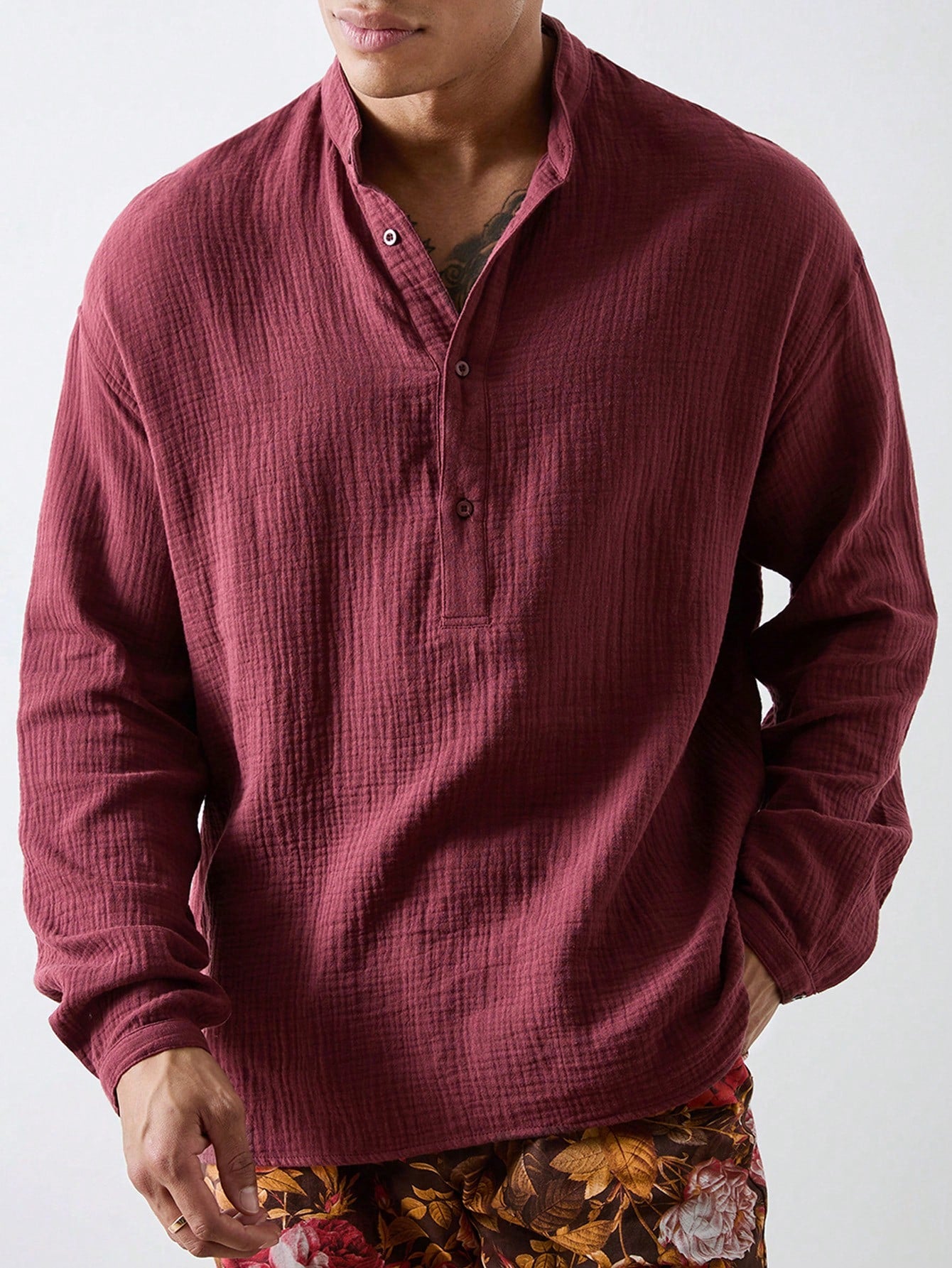 Men's Oversized  Long Sleeve Shirt With Grandad Collar In Brownish Red