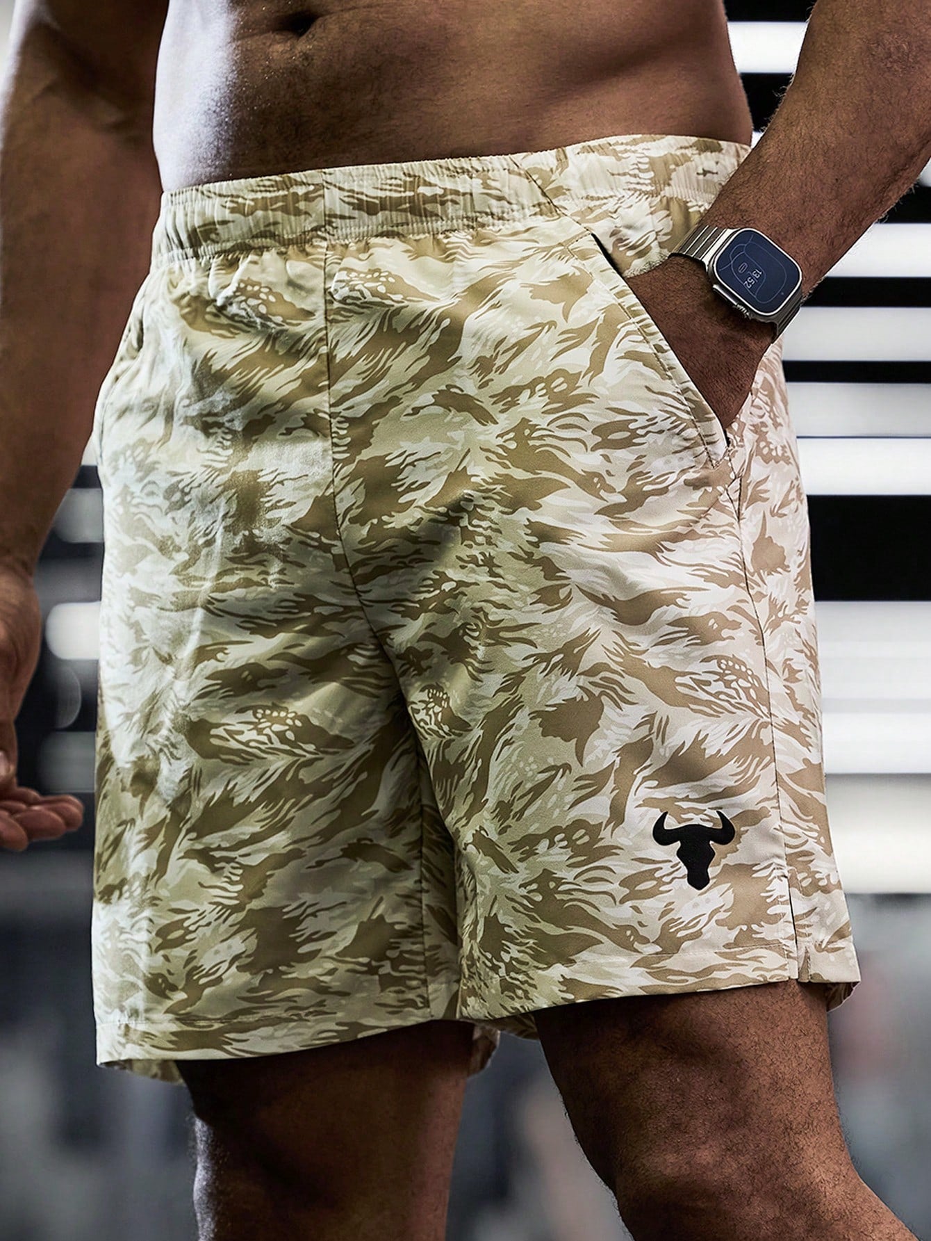 Men Fashionable Loose Fit Printed Sport Shorts