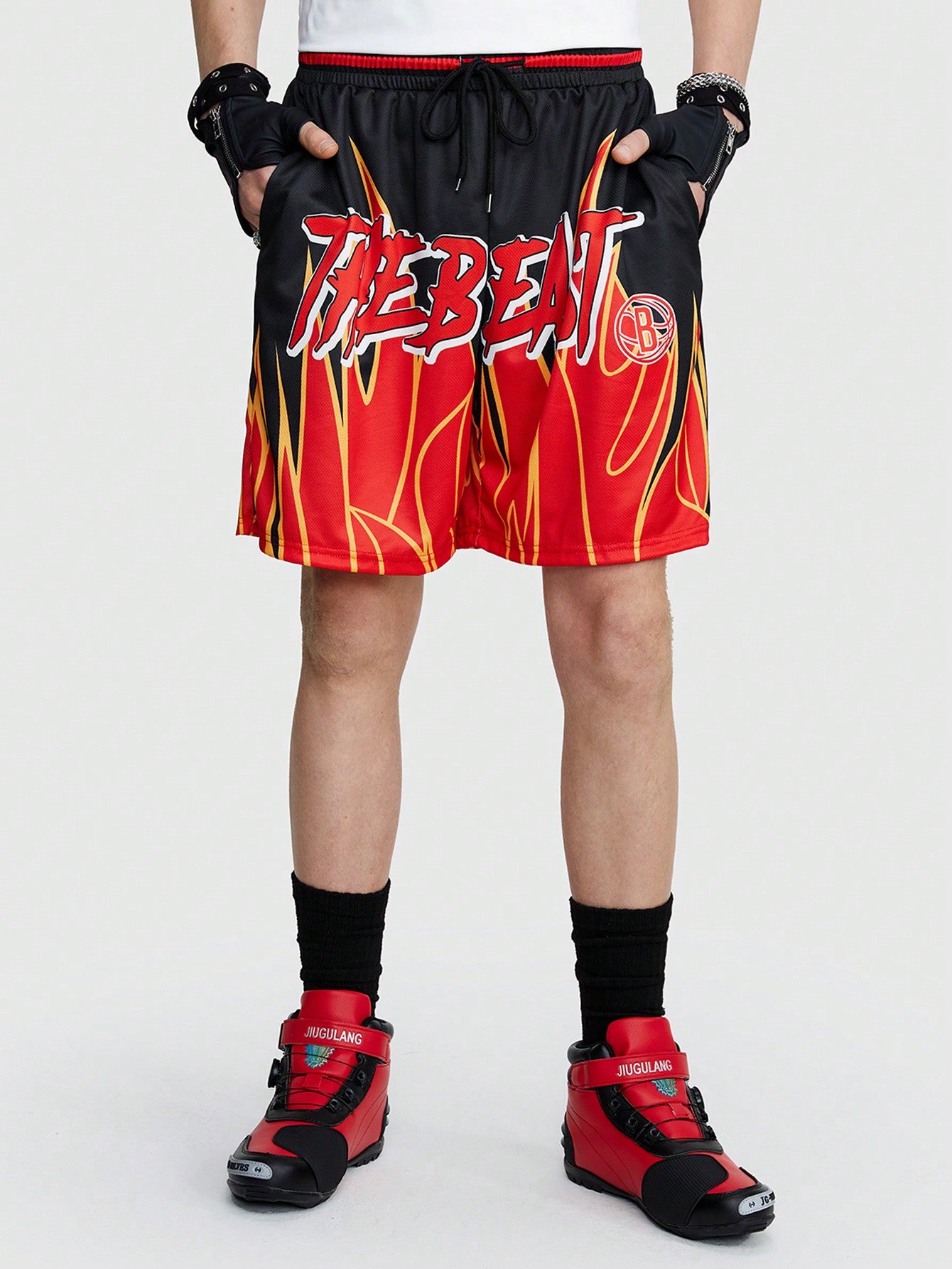 Men Summer Casual Graffiti Flame Print Shorts