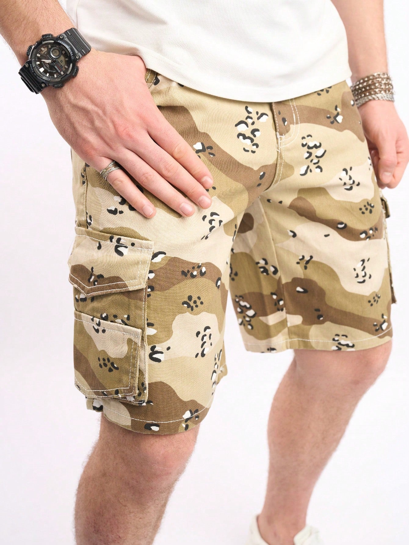 Men Casual Random Printed Simple Style Denim Shorts For Everyday Wear