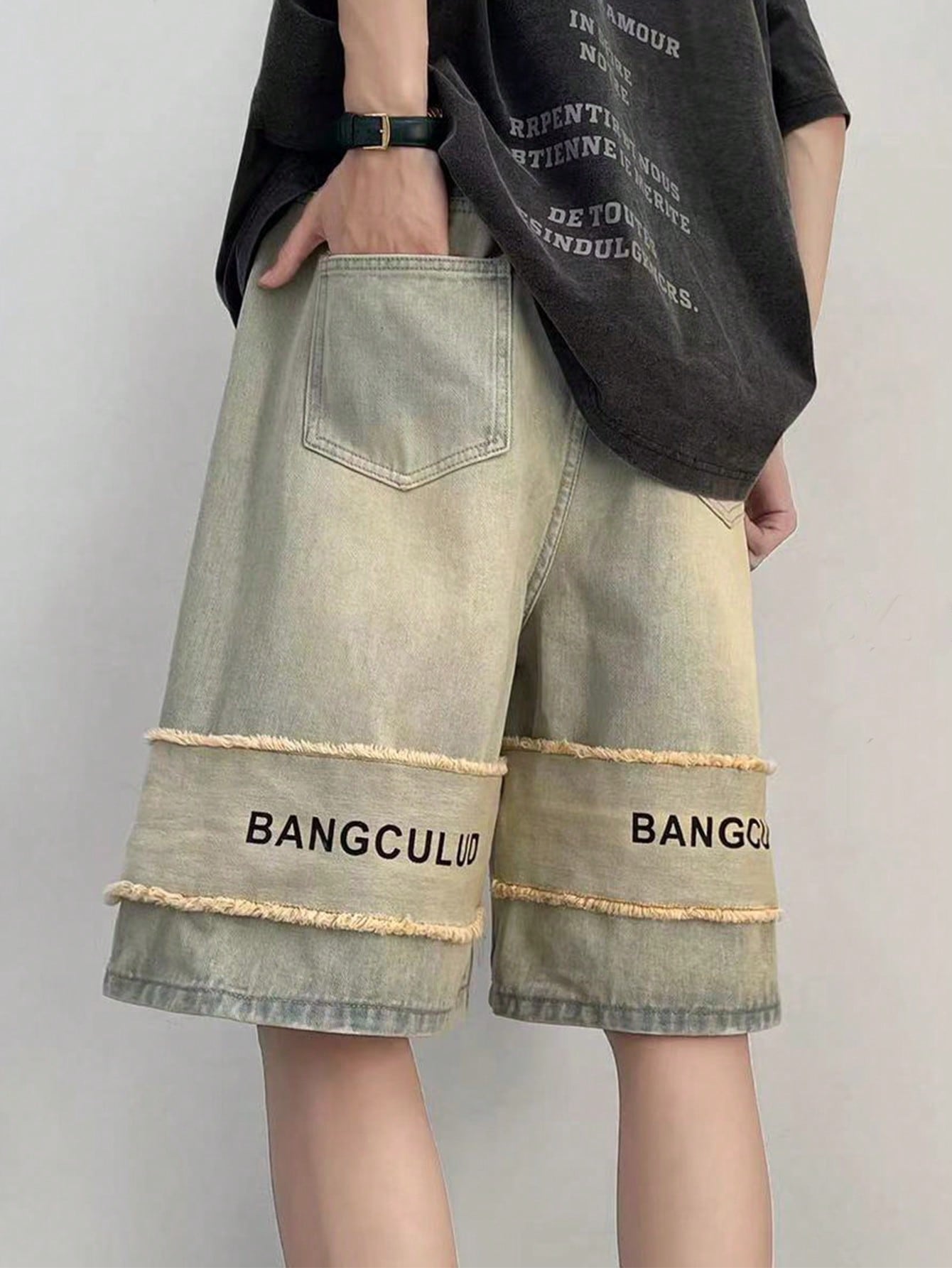 Men's Summer Loose Fit Raw Hem Denim Shorts With Letter Print