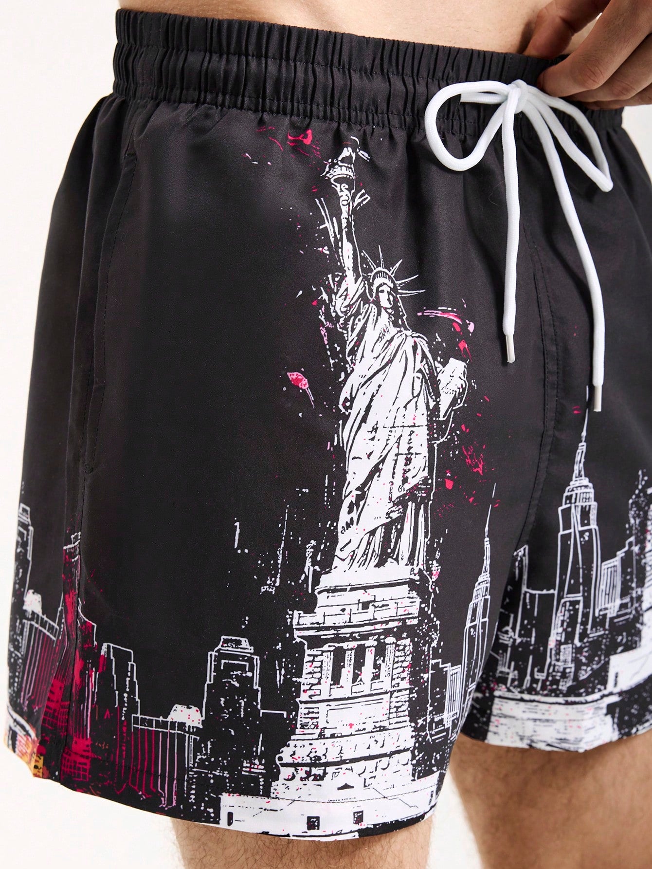 Men's Statue Of Liberty Printed Drawstring Waist Loose Beach Shorts