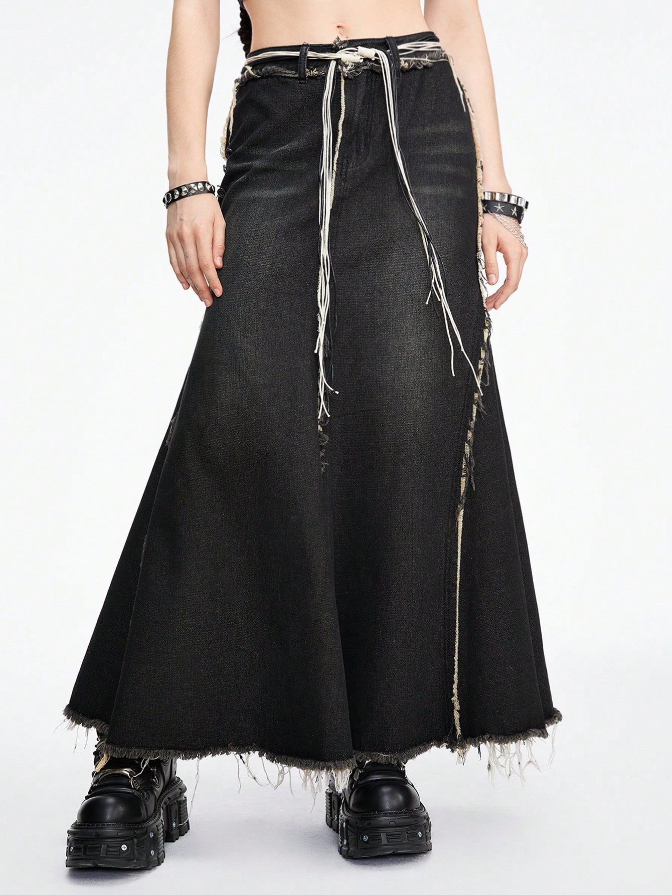 Women's Belted Deconstructed Frayed Edge Vintage Wash Denim Skirt