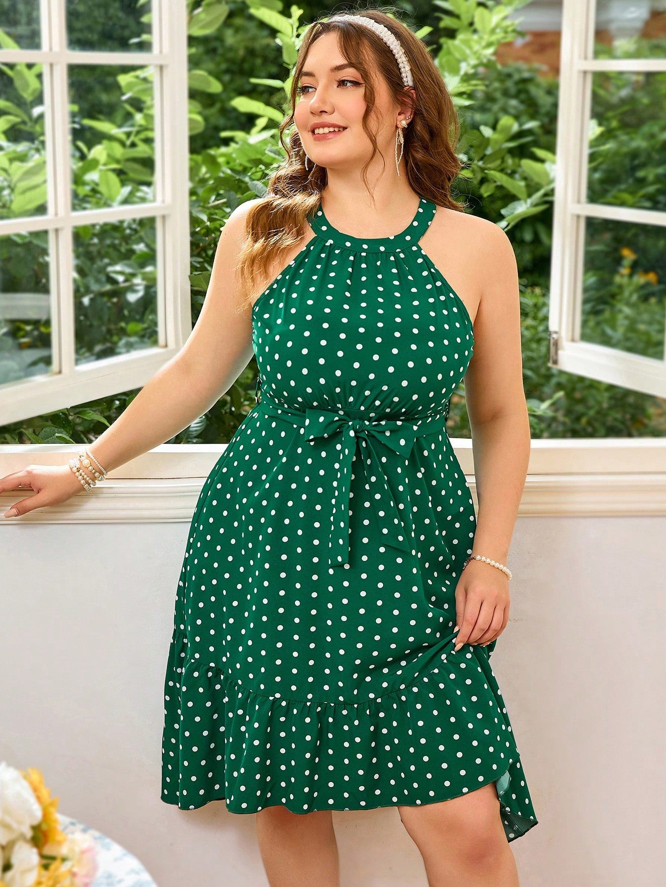 Summer Green Polka Dot Halterneck Vacation Dress With Ruffled Hem, Plus Size