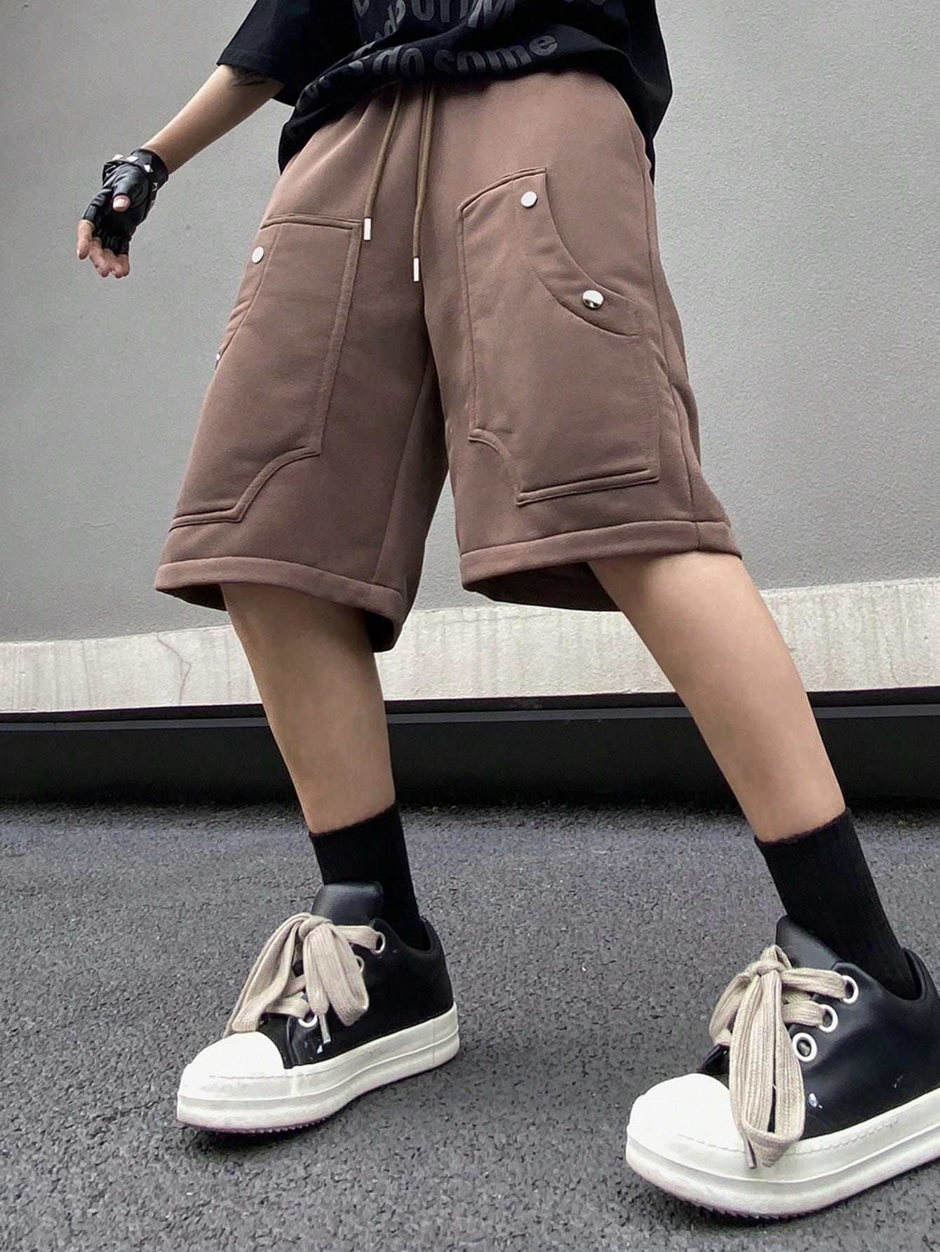 Men's Solid Color Drawstring Waist Casual Fit Casual Shorts