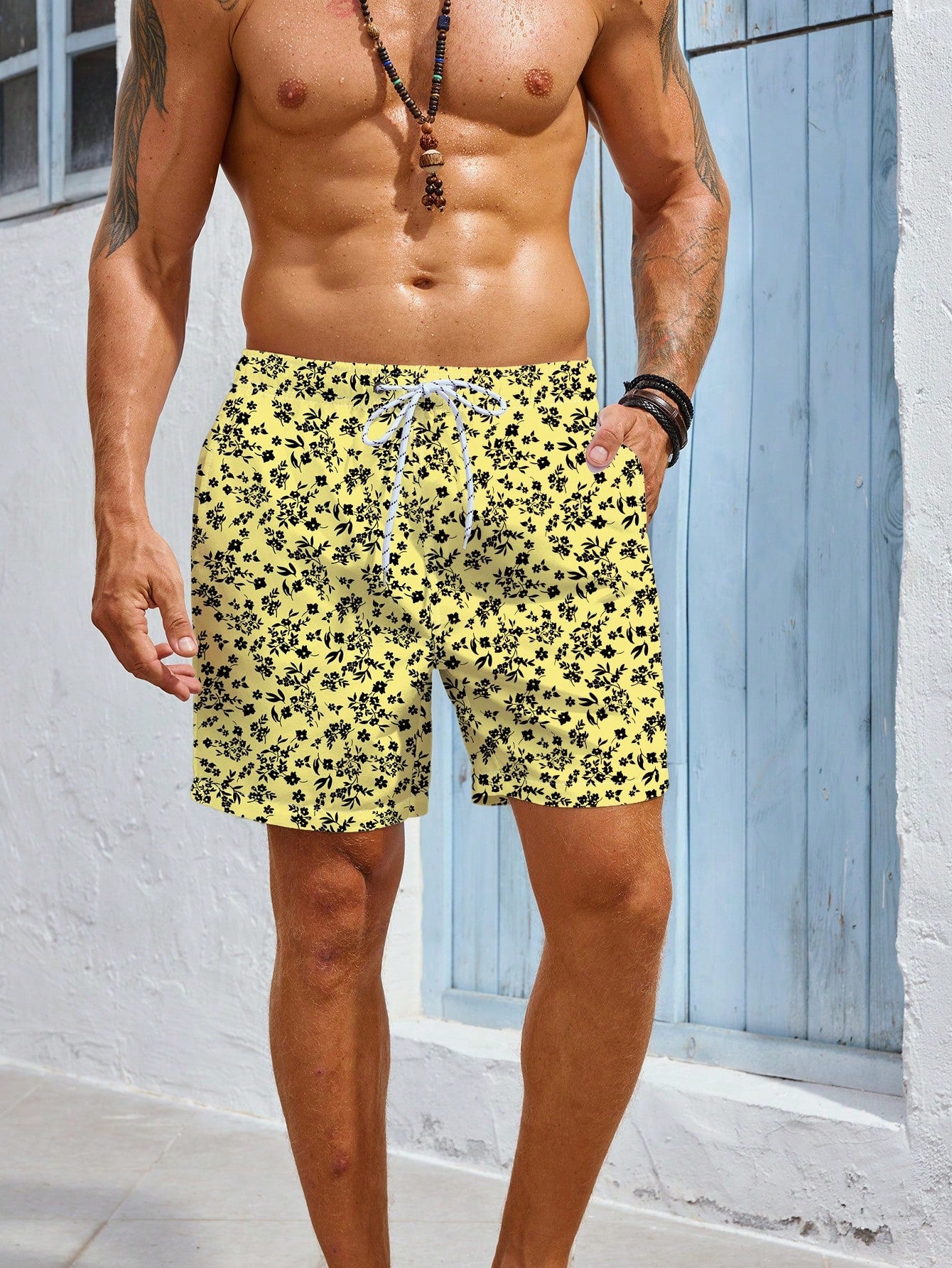 Men's Vacation Loose Floral Printed Drawstring Waist Beach Shorts