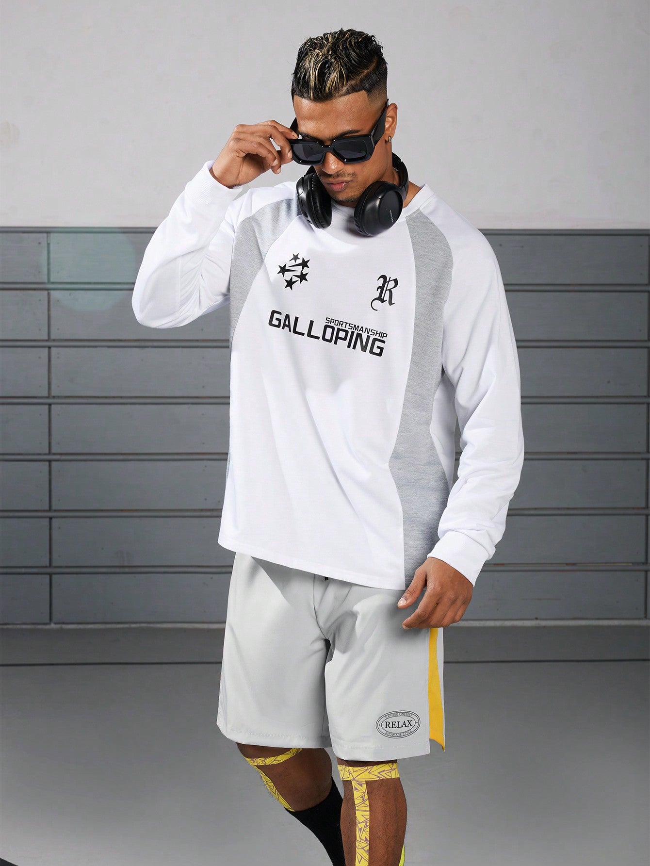 Men's Fashionable Daily Loose Fit Printed Long Sleeve Sports Sweatshirt