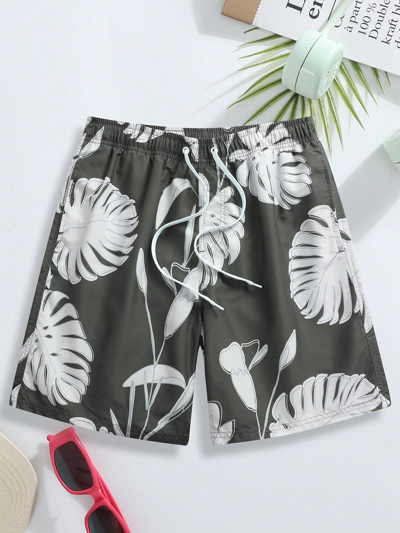 Men's Tropical Plant Printed Drawstring Waist Loose Beach Shorts, Vacation Wear